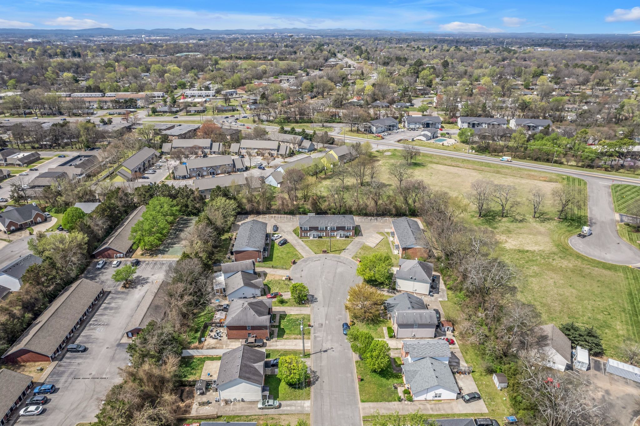 1514 Center Pointe Dr
