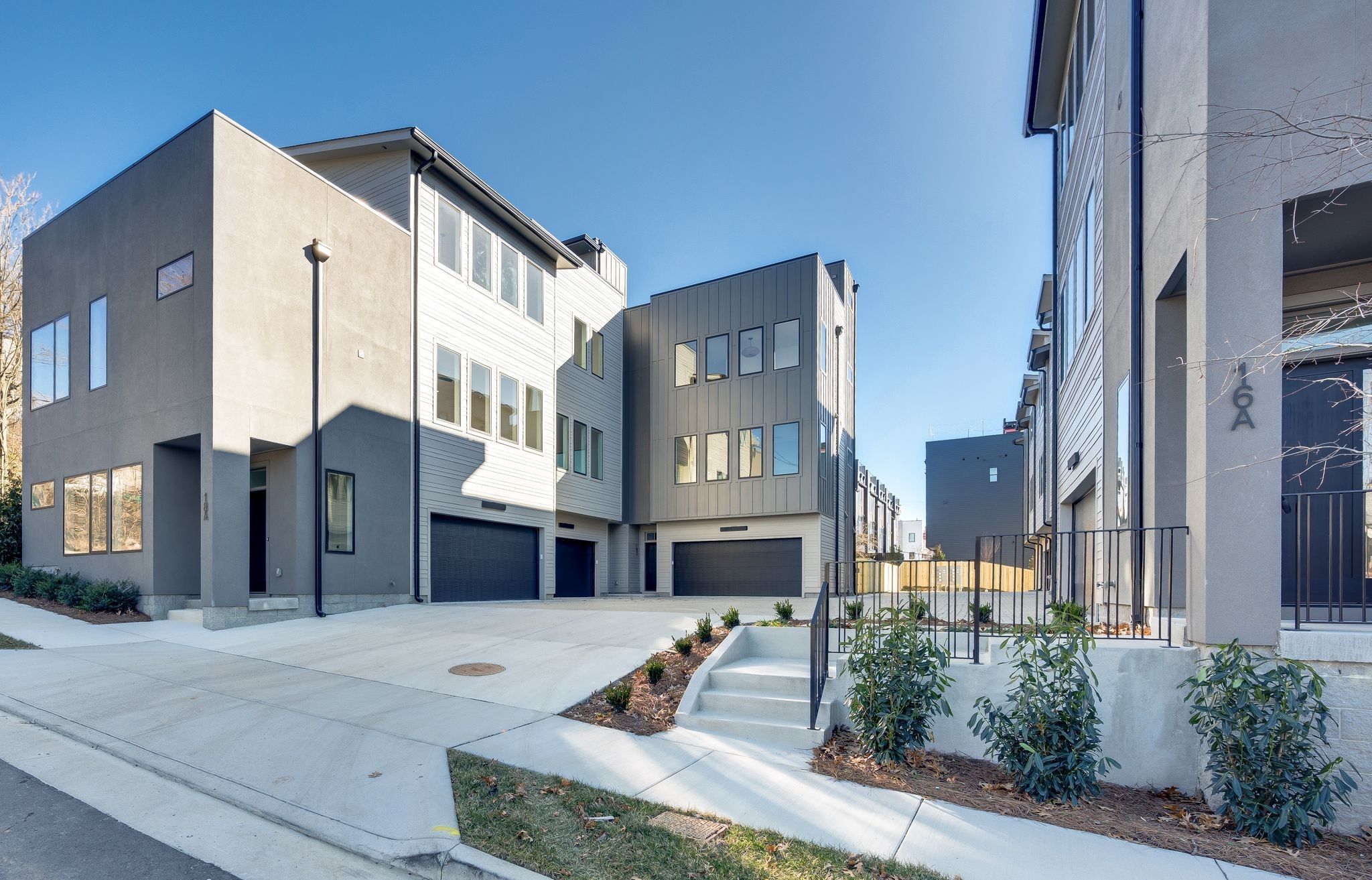 16B Willis St