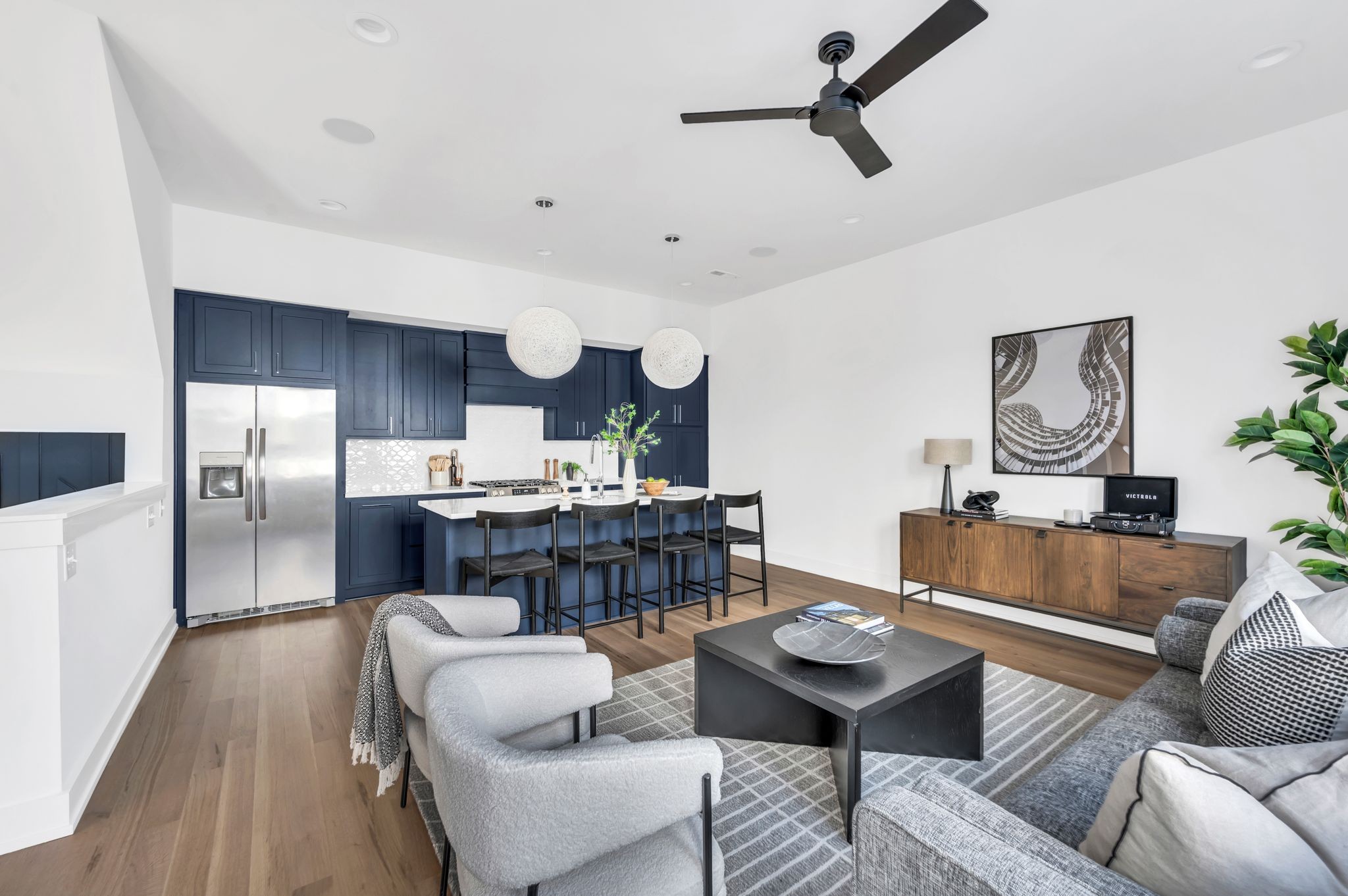 16B Willis St
