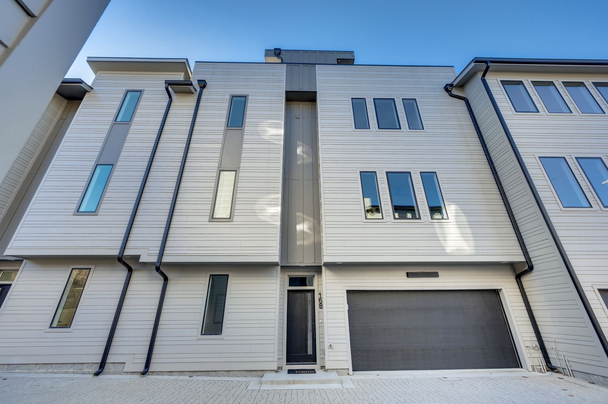16B Willis St