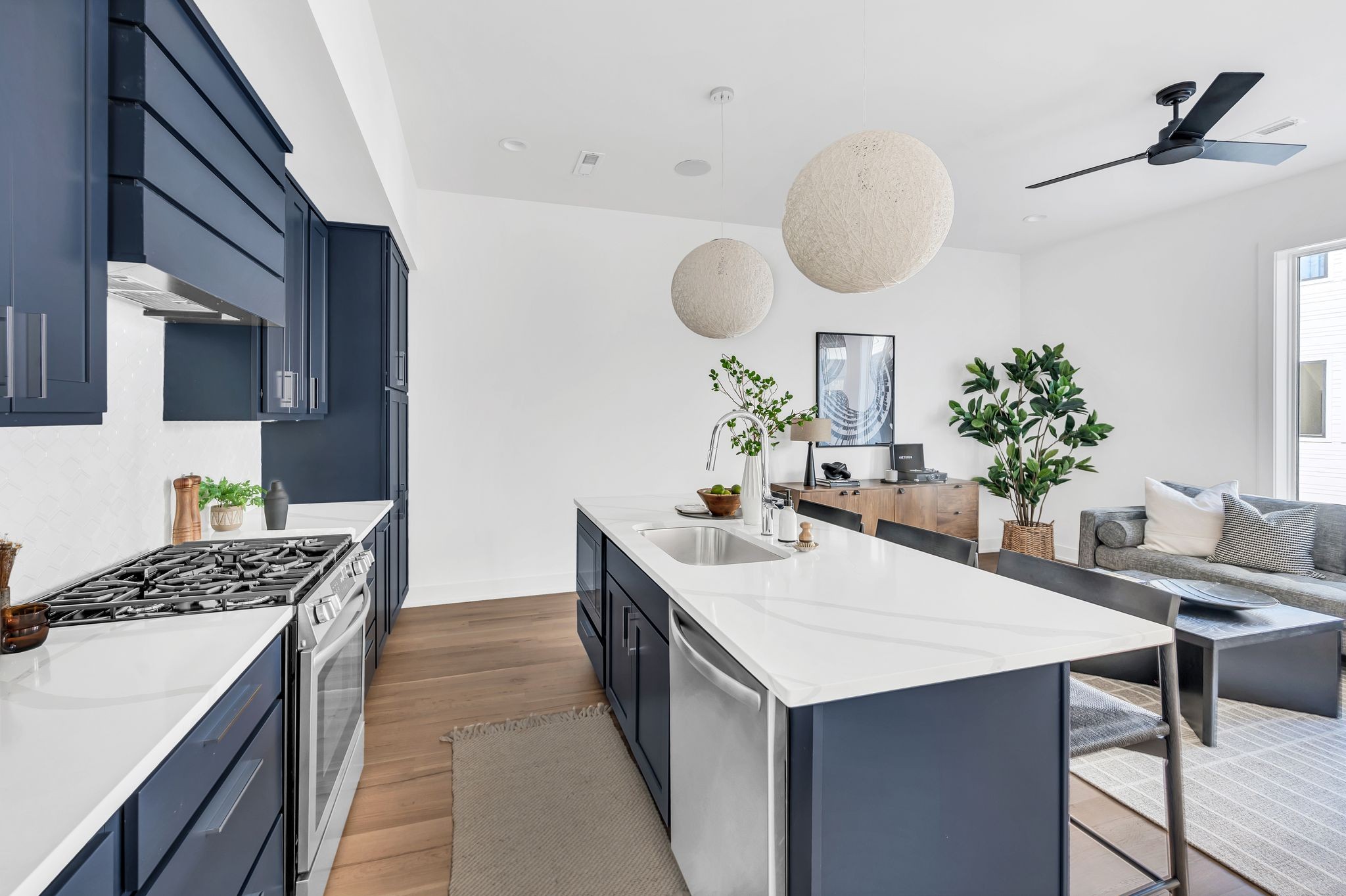 16B Willis St