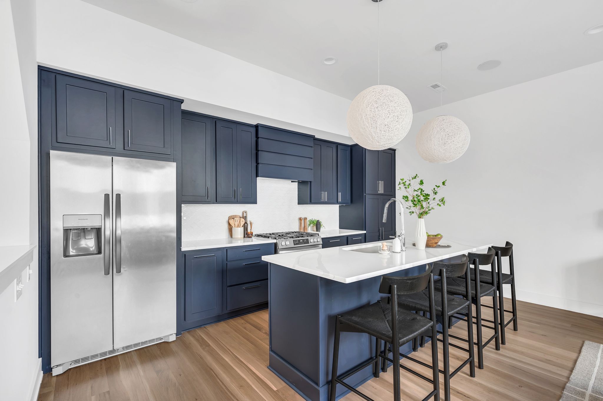 16B Willis St