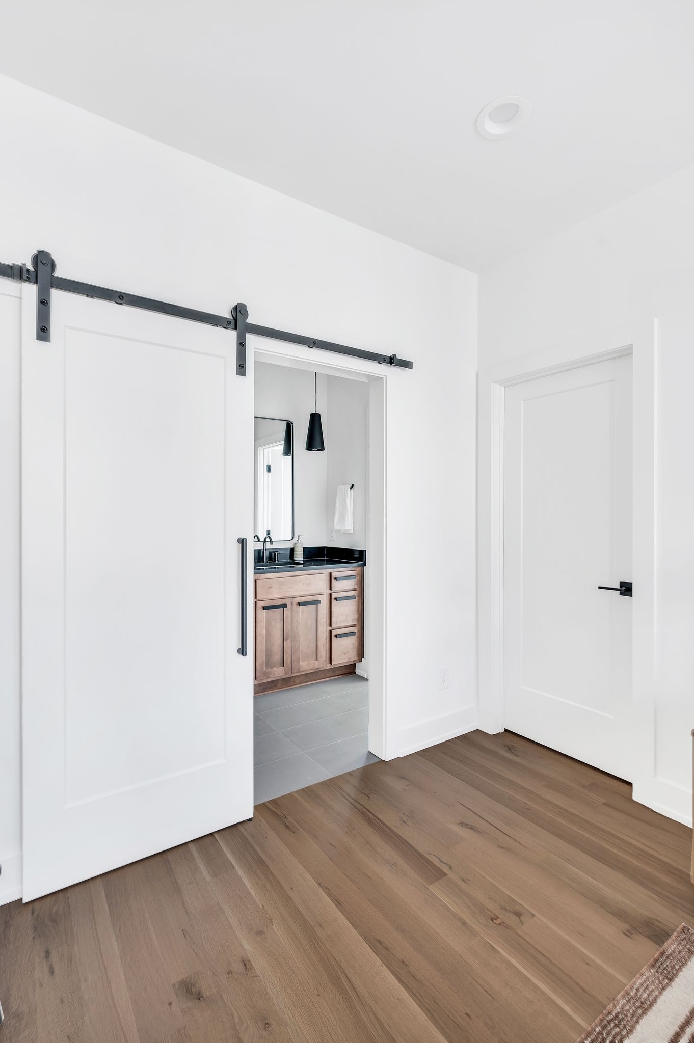 16B Willis St