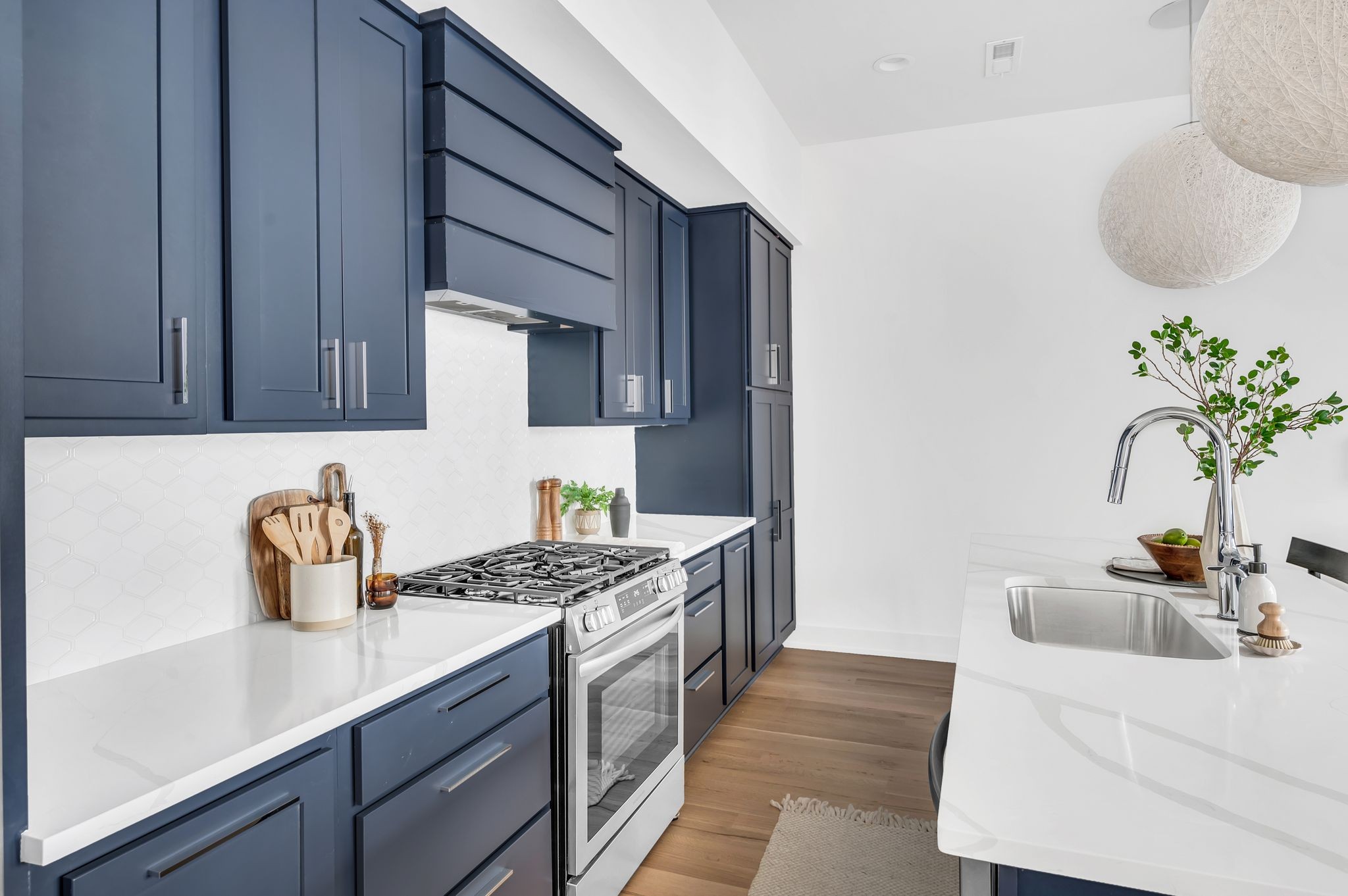 16B Willis St