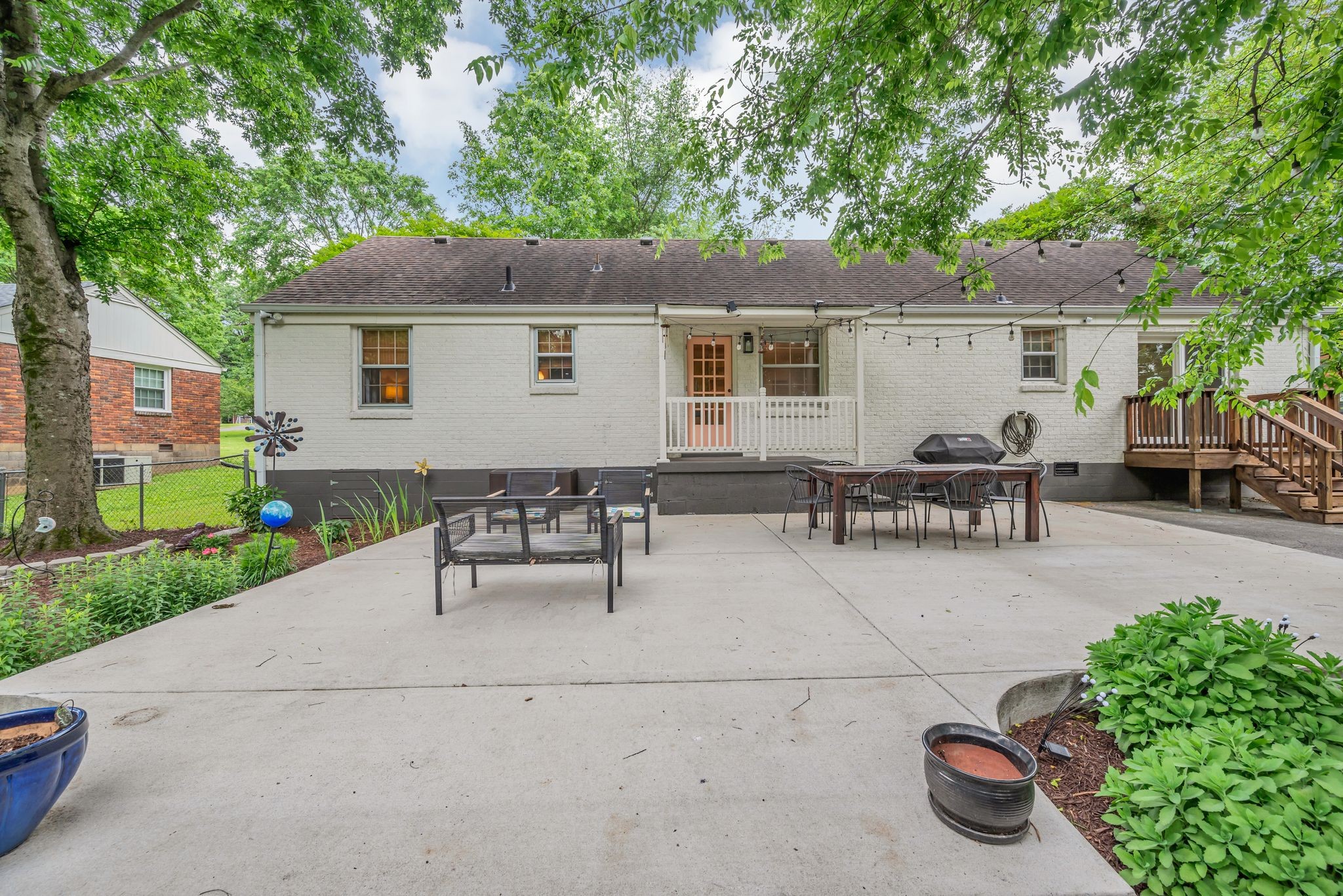 1201 Richmond Dr