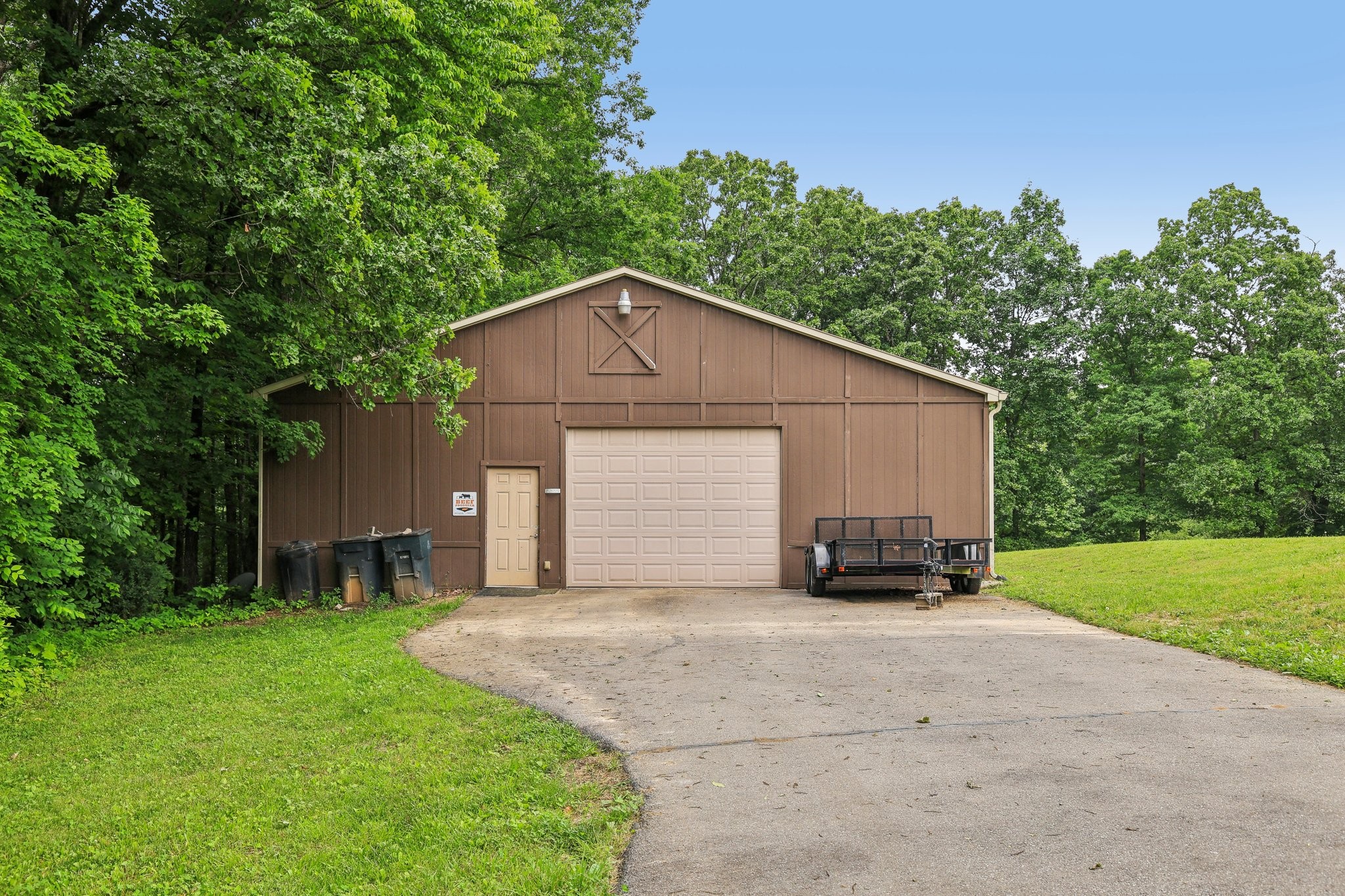 1313 Ridge Rd