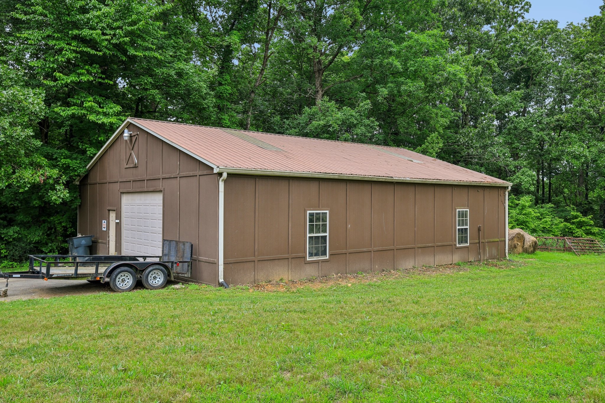 1313 Ridge Rd