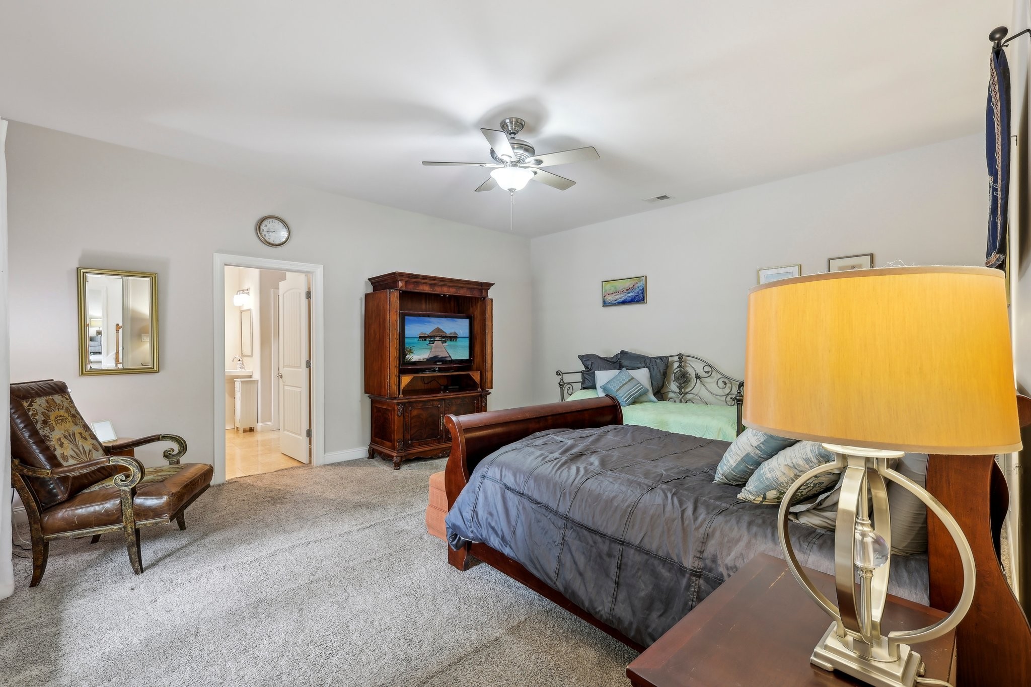 1313 Ridge Rd