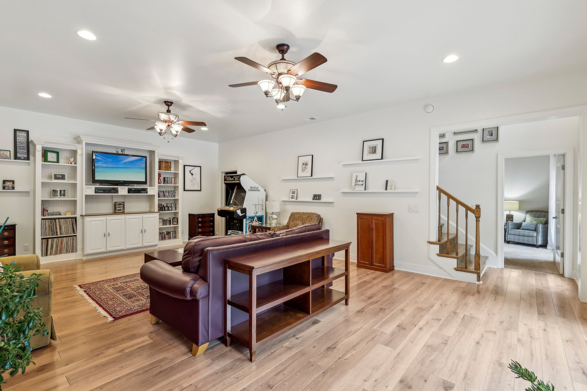 1313 Ridge Rd