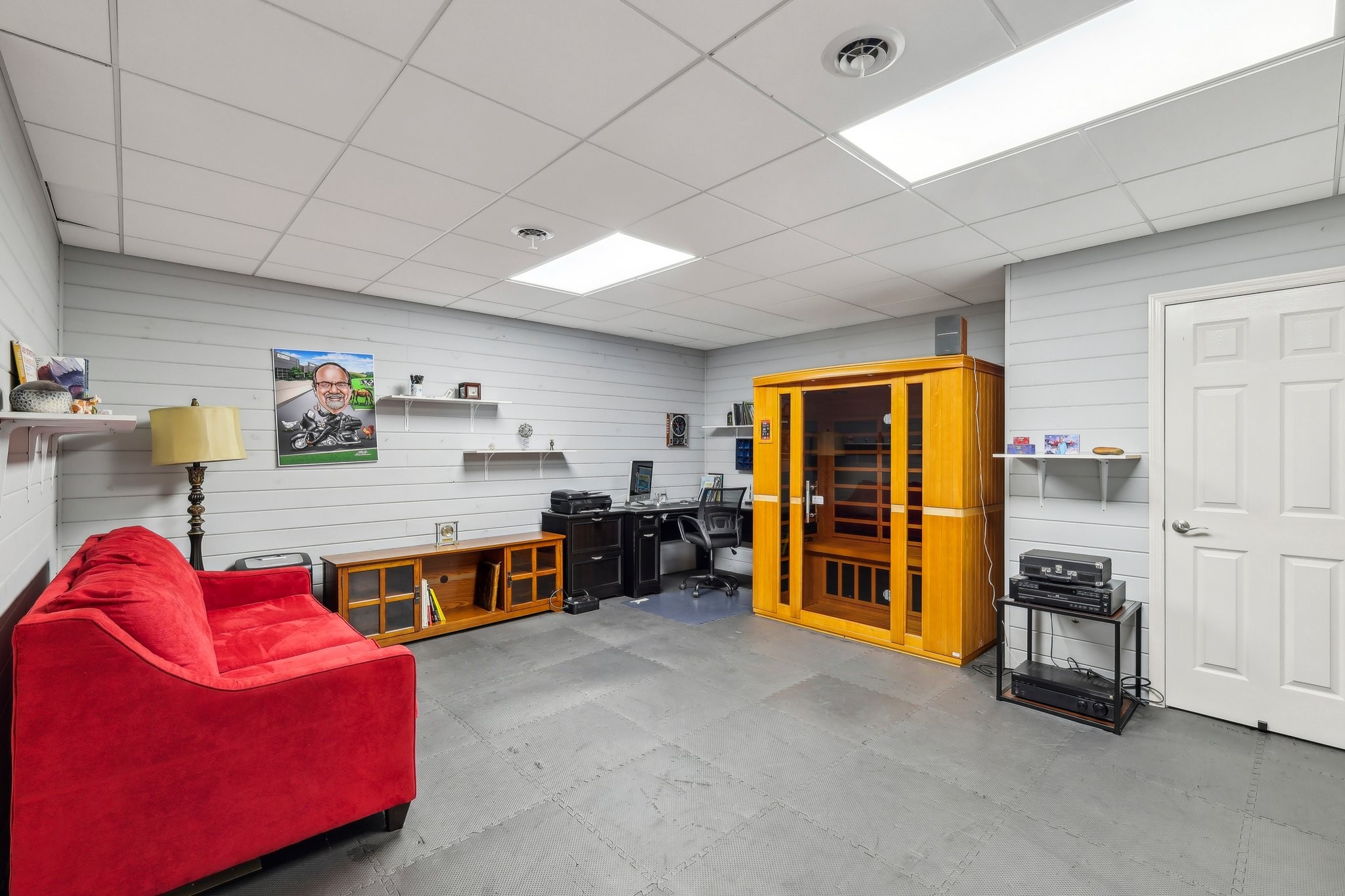 1313 Ridge Rd