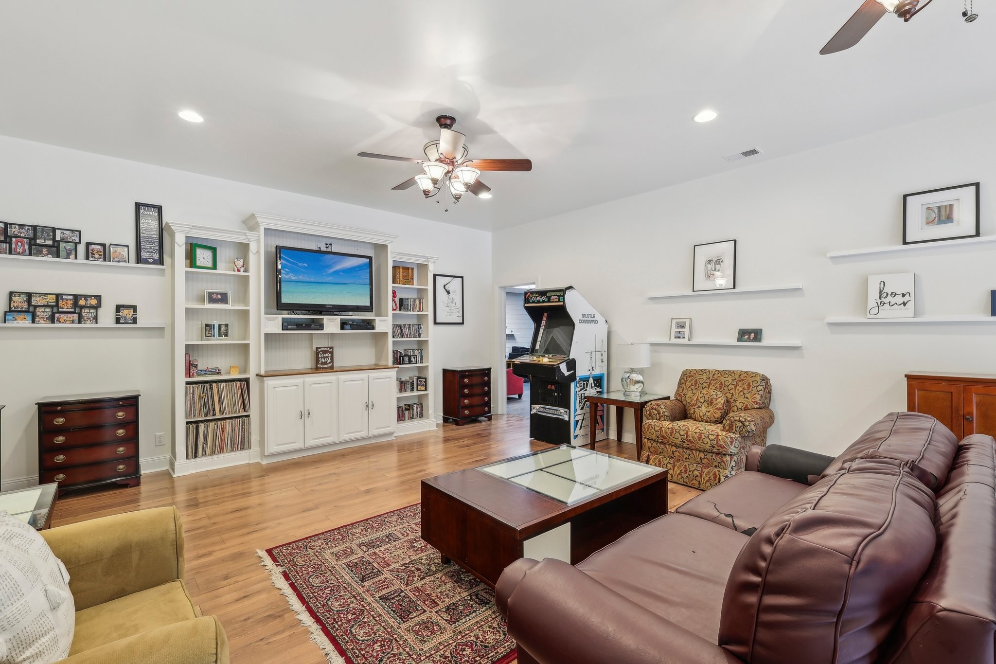 1313 Ridge Rd