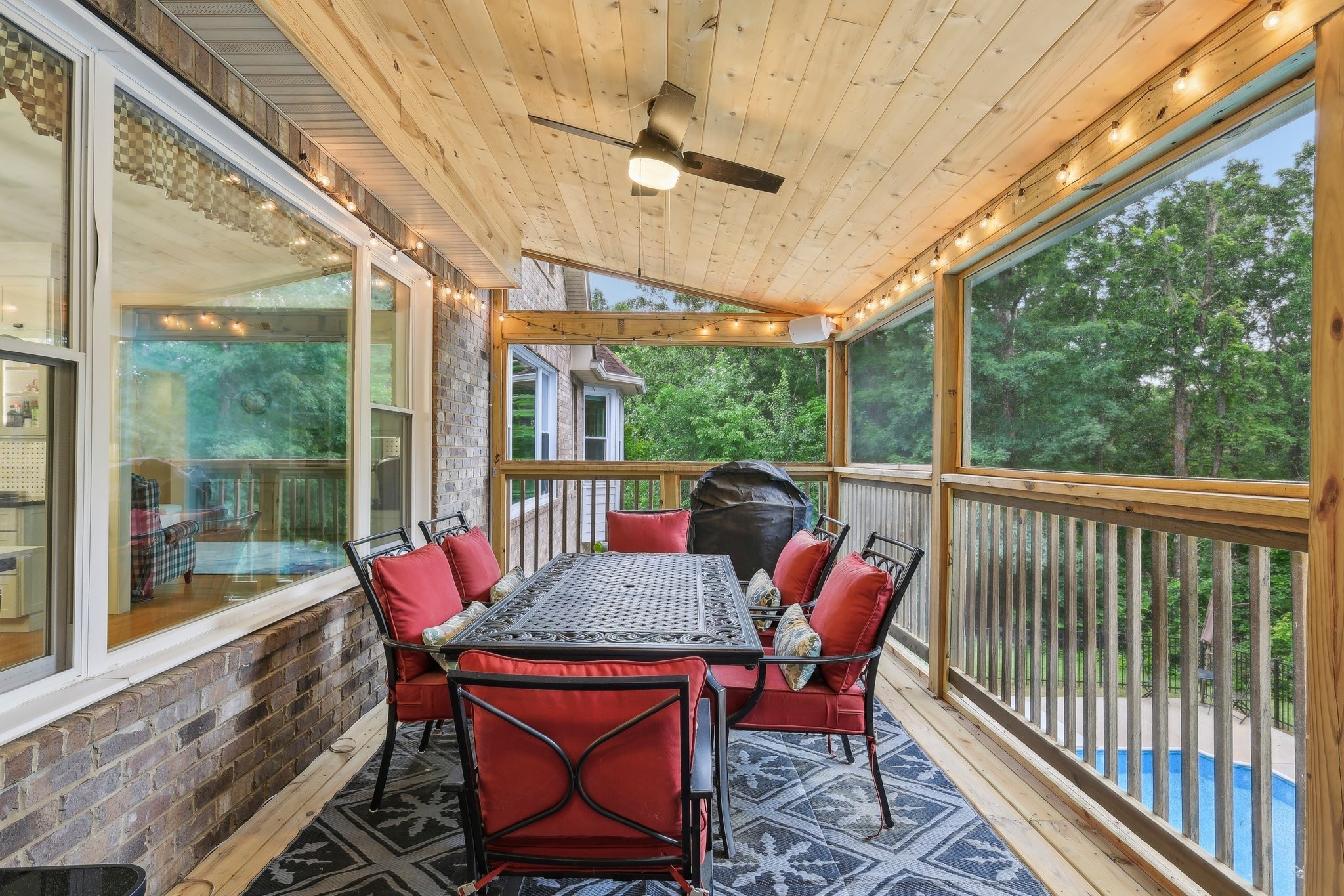 1313 Ridge Rd