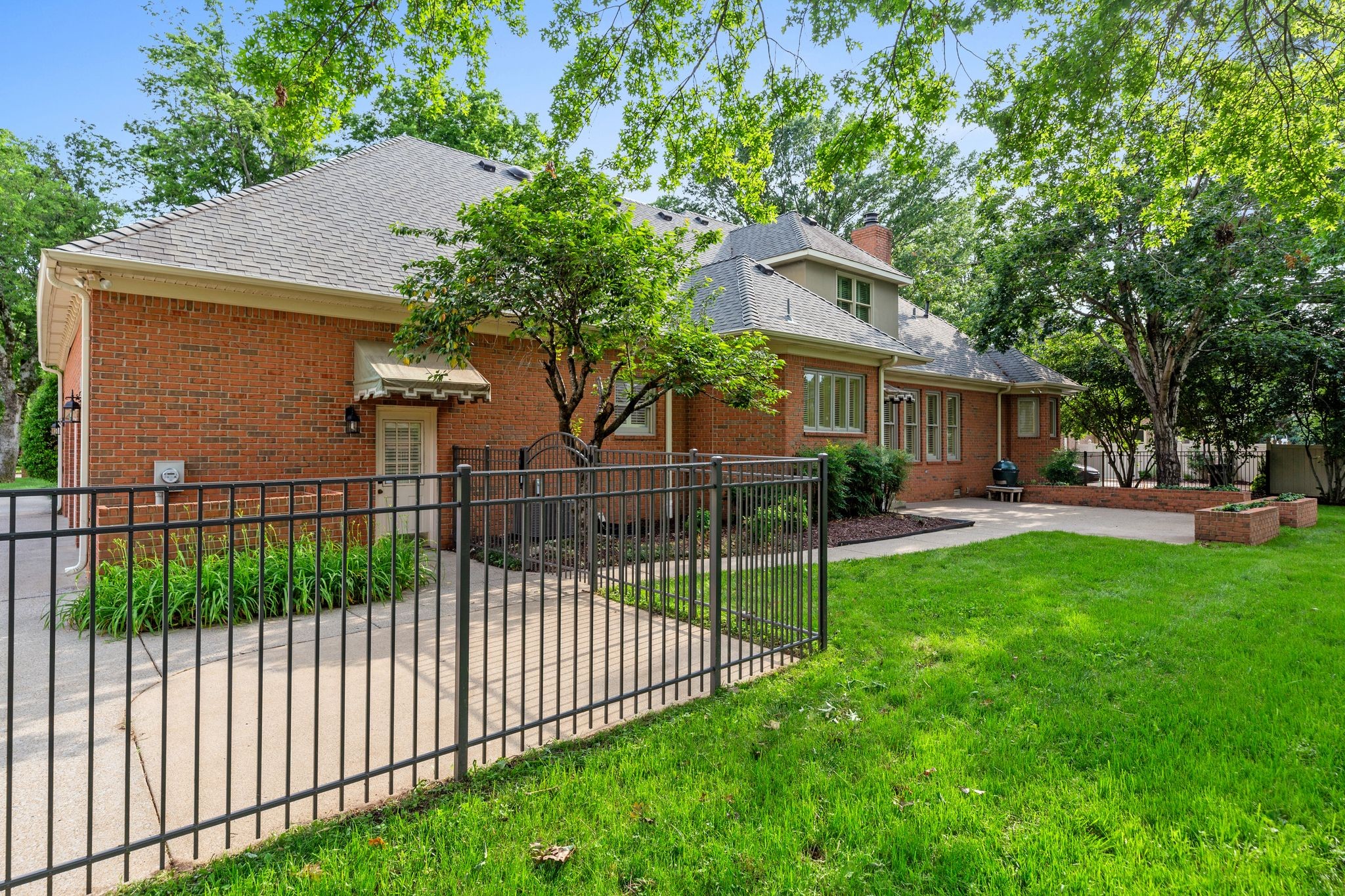 1626 Wexford Dr
