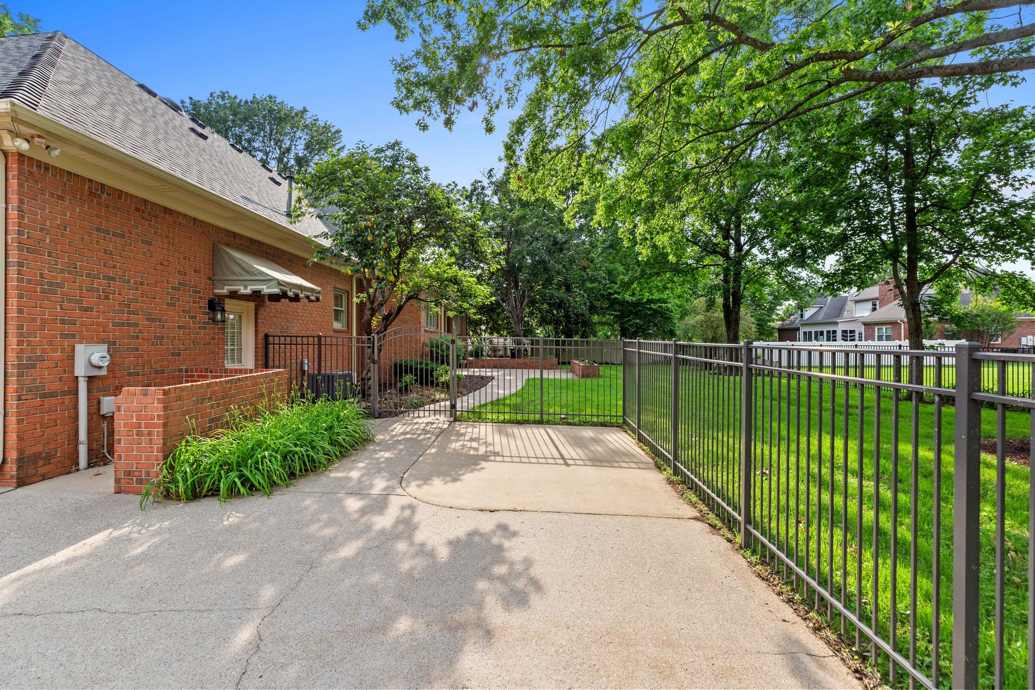 1626 Wexford Dr