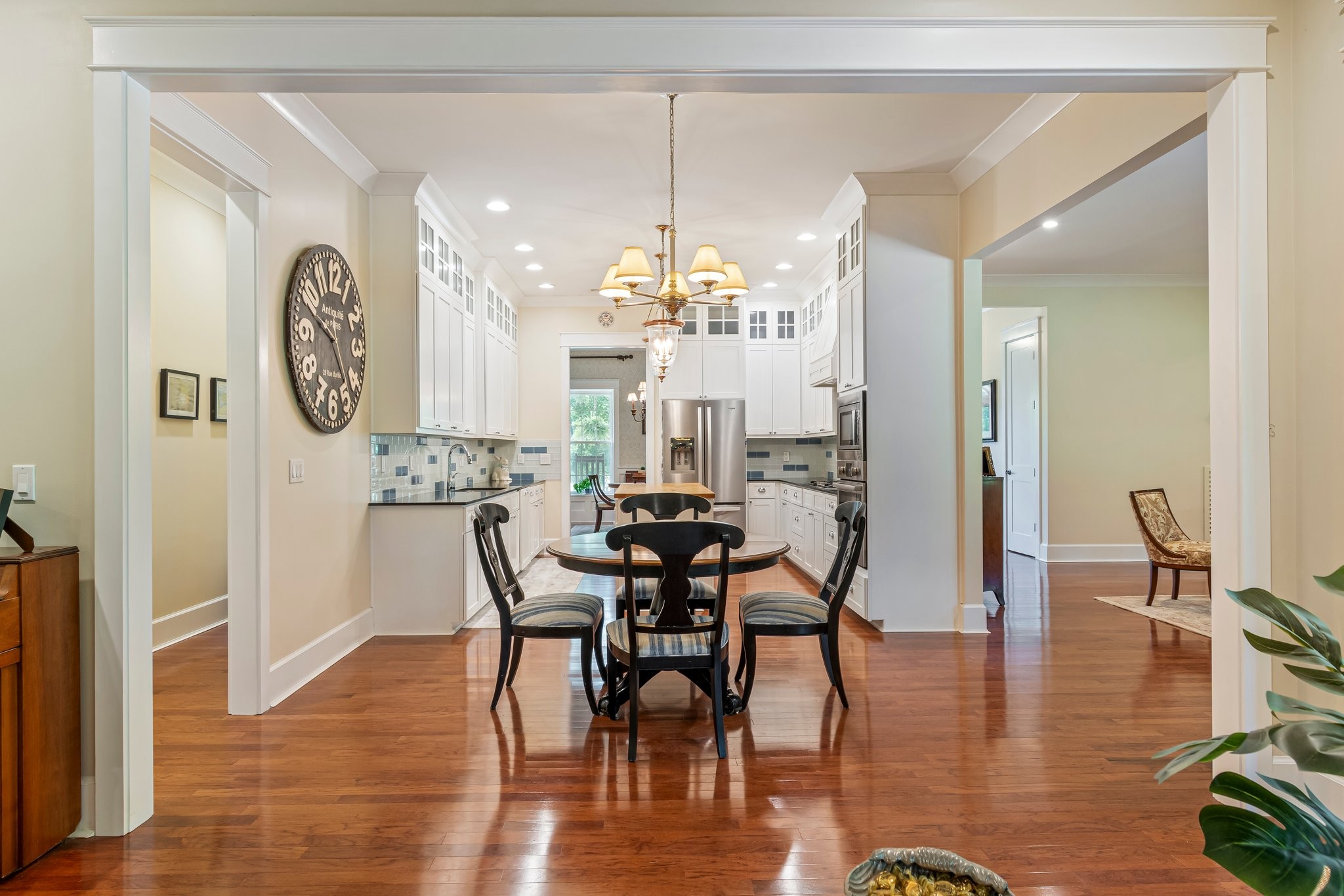 2111 Lovelace Lane