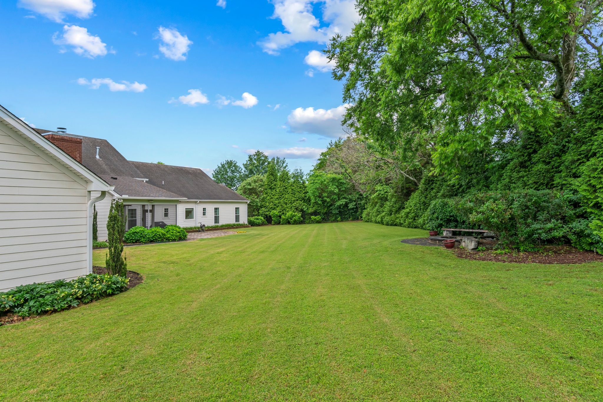 2111 Lovelace Lane