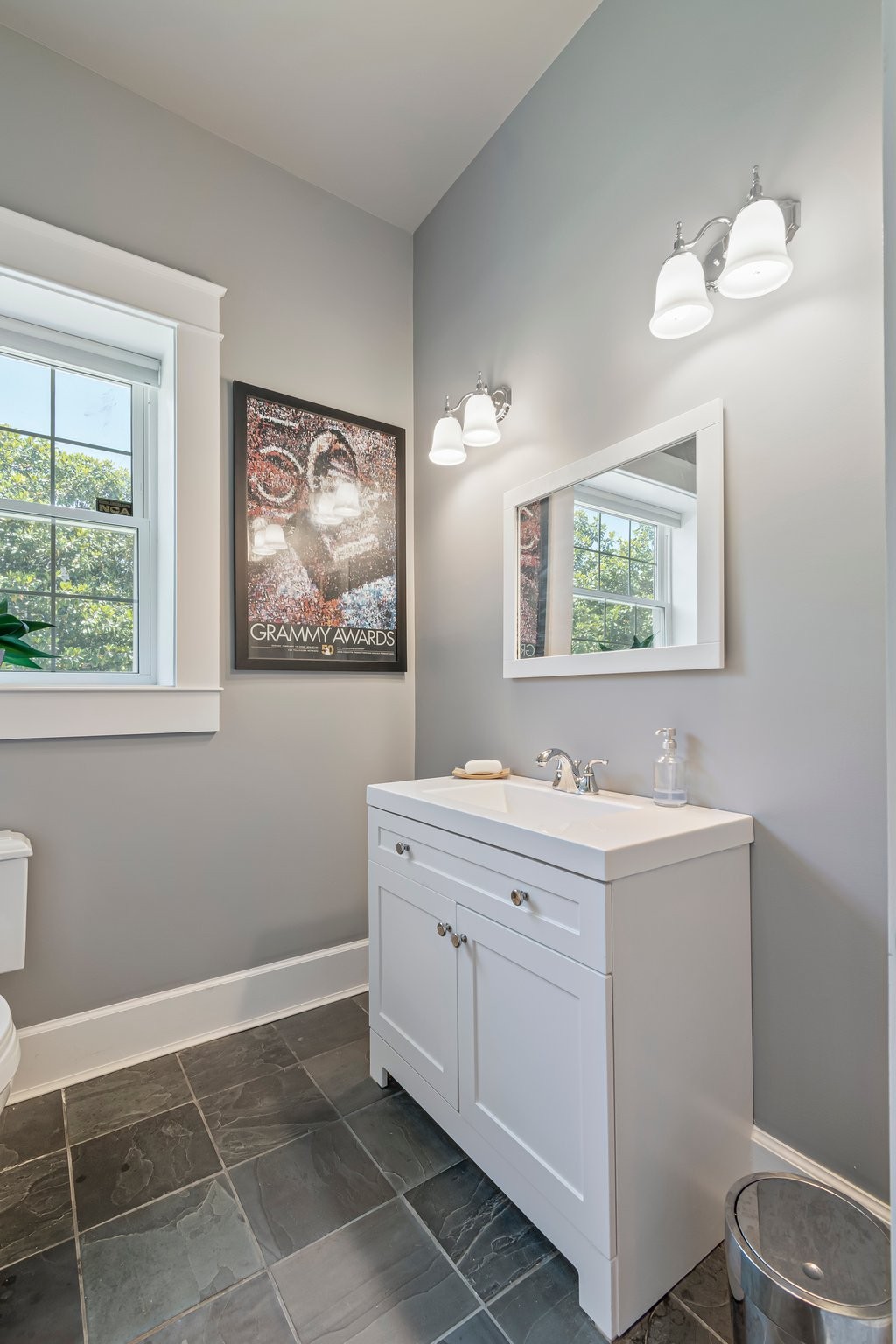 2111 Lovelace Lane