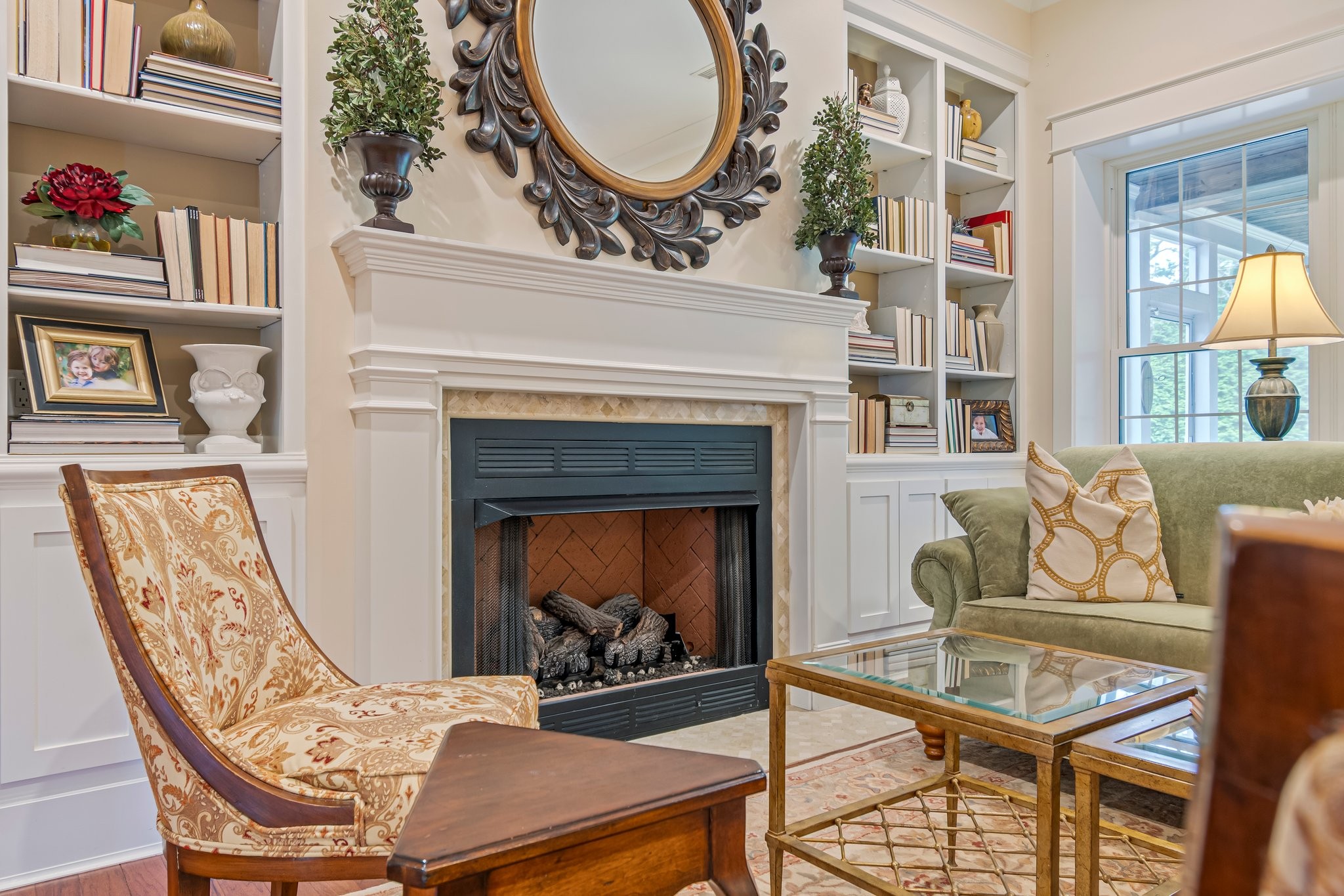 2111 Lovelace Lane