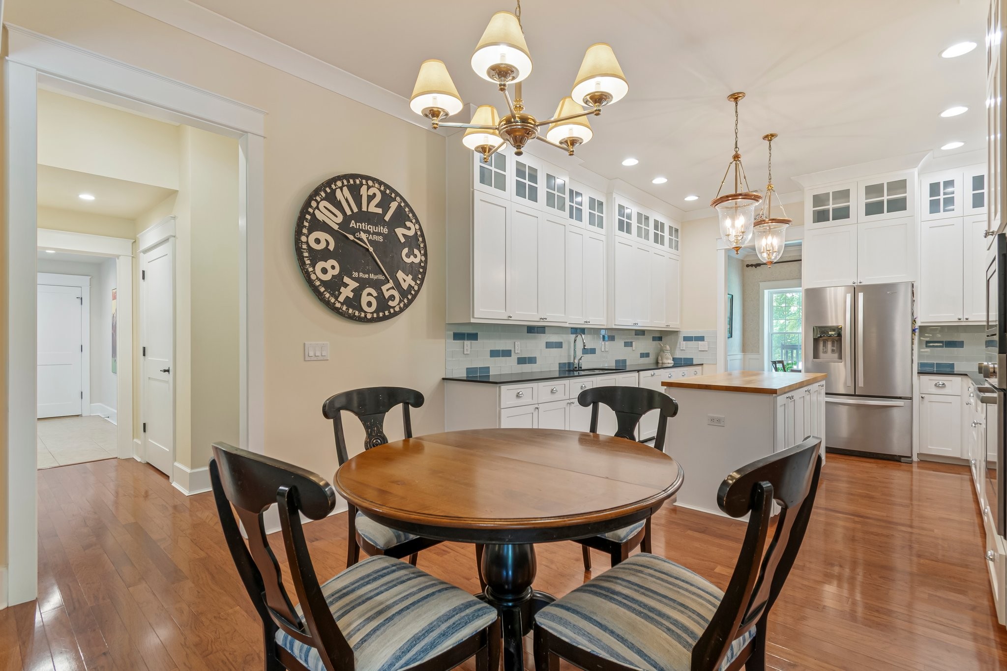 2111 Lovelace Lane