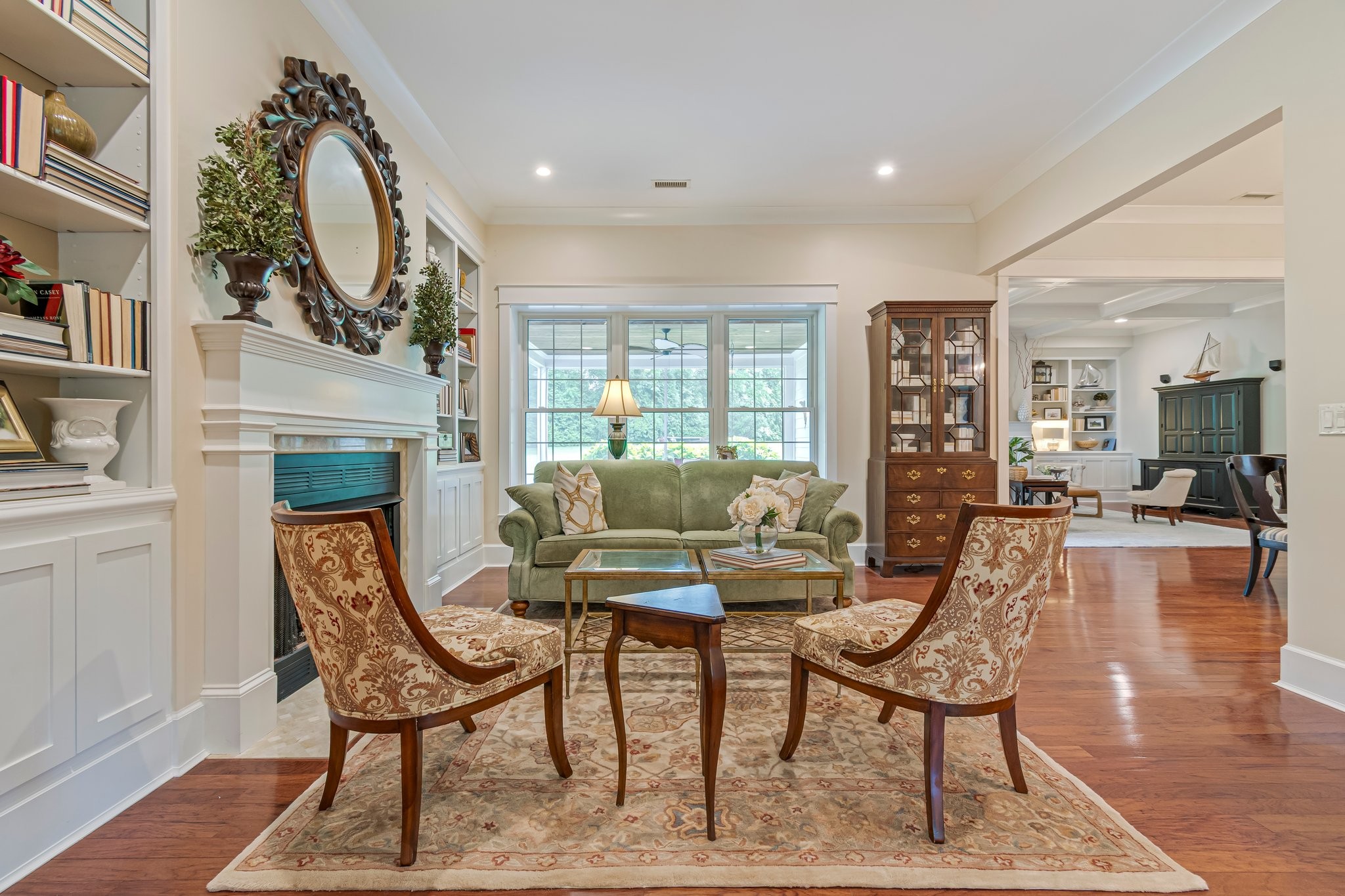 2111 Lovelace Lane