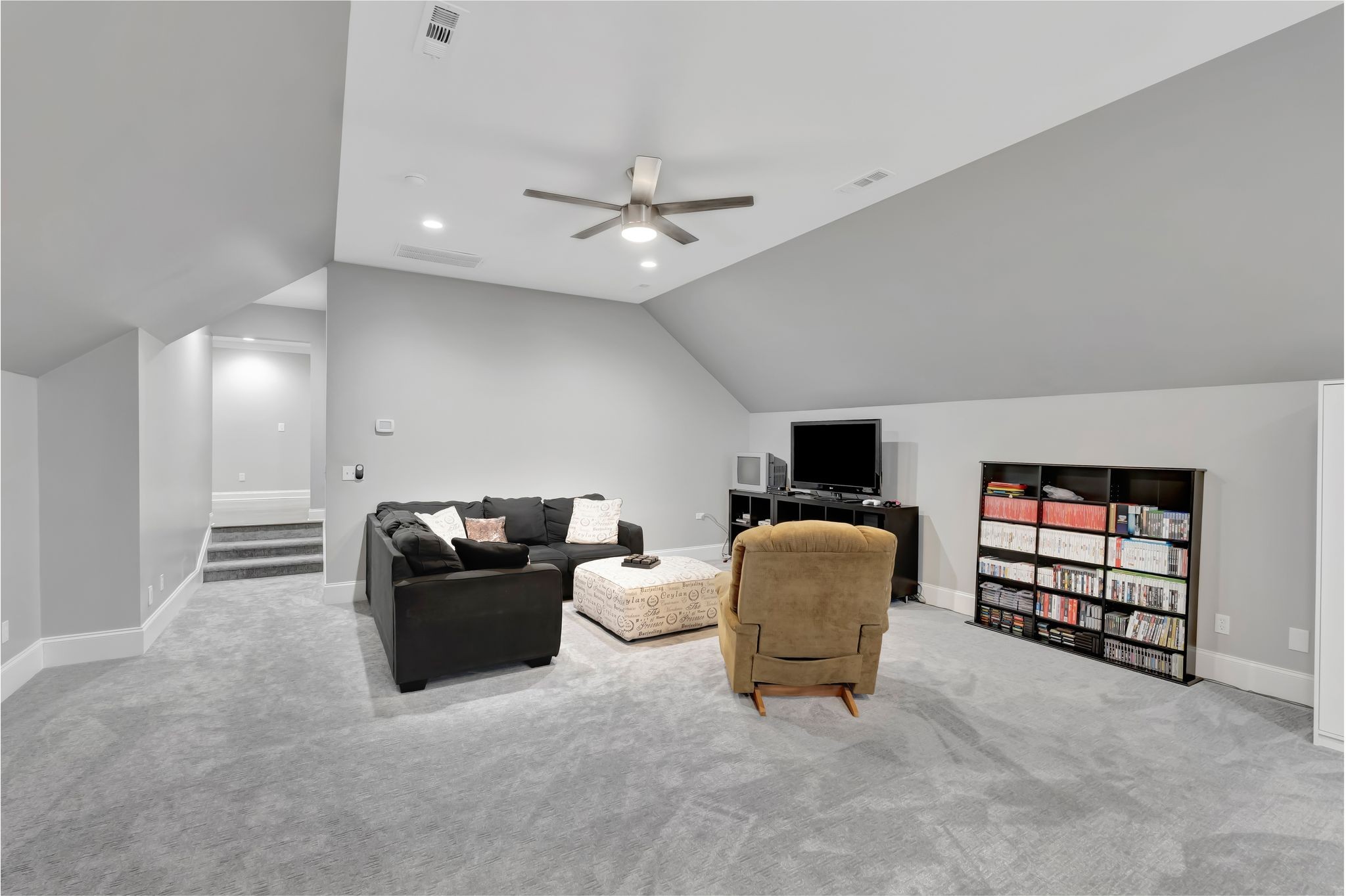 3168 Appian Way