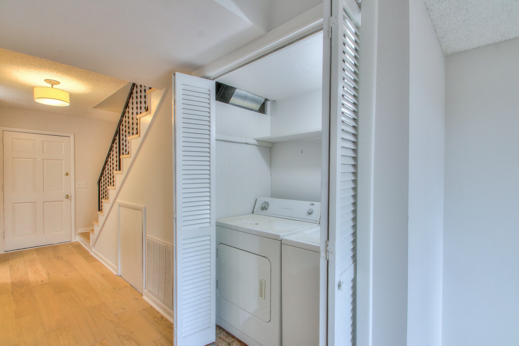 523 Harding Pl Unit: 28