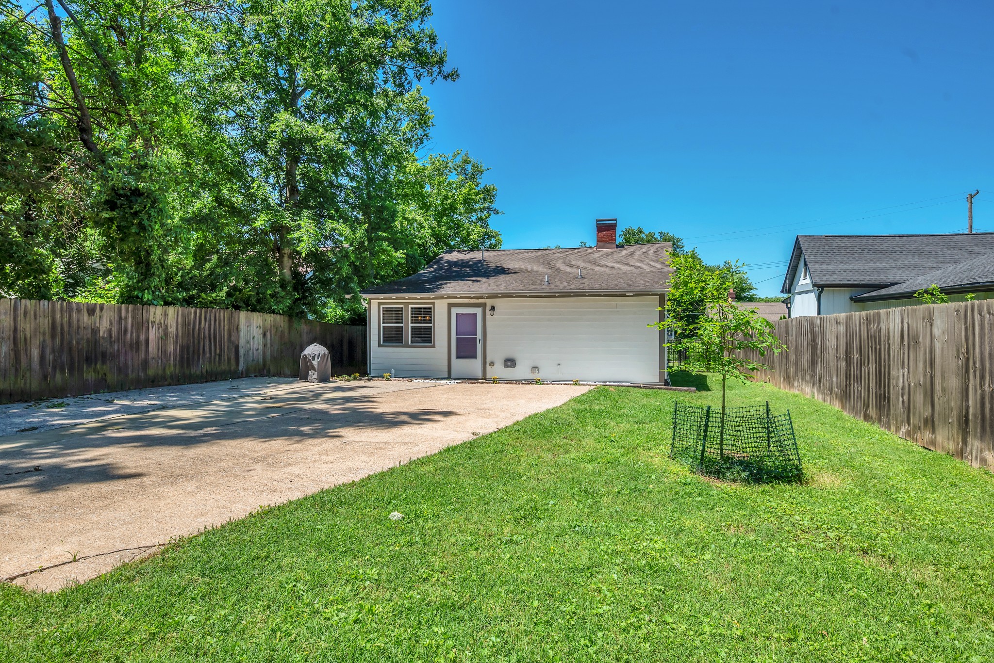 1121 Stainback Ave