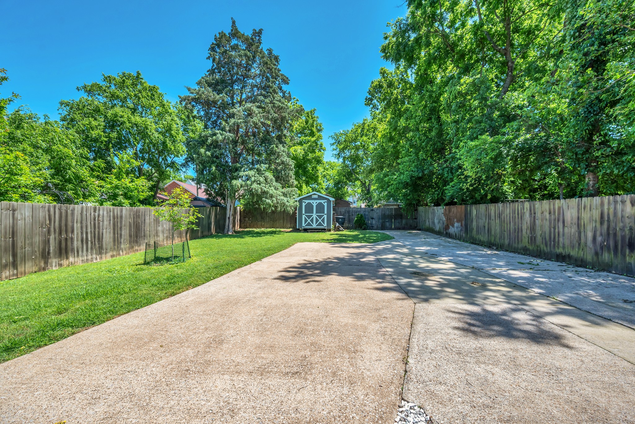 1121 Stainback Ave