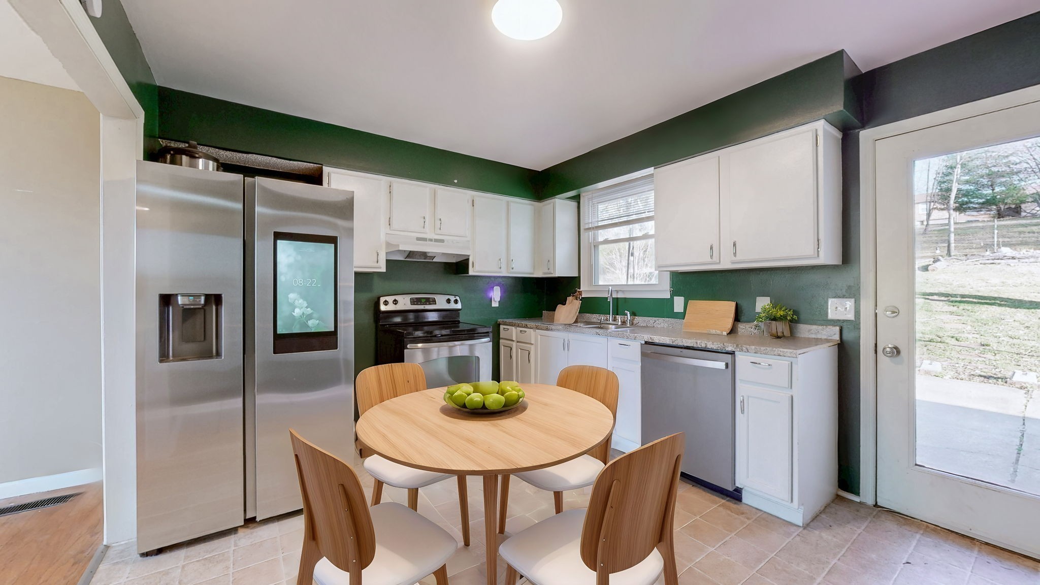 108 Oakwood Ct