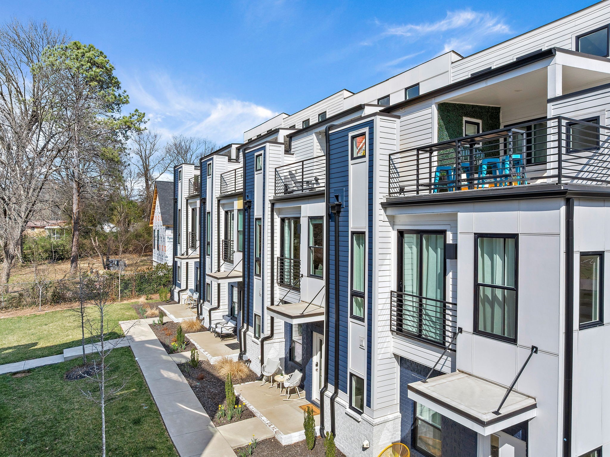 1308 Montgomery Ave Unit: 7