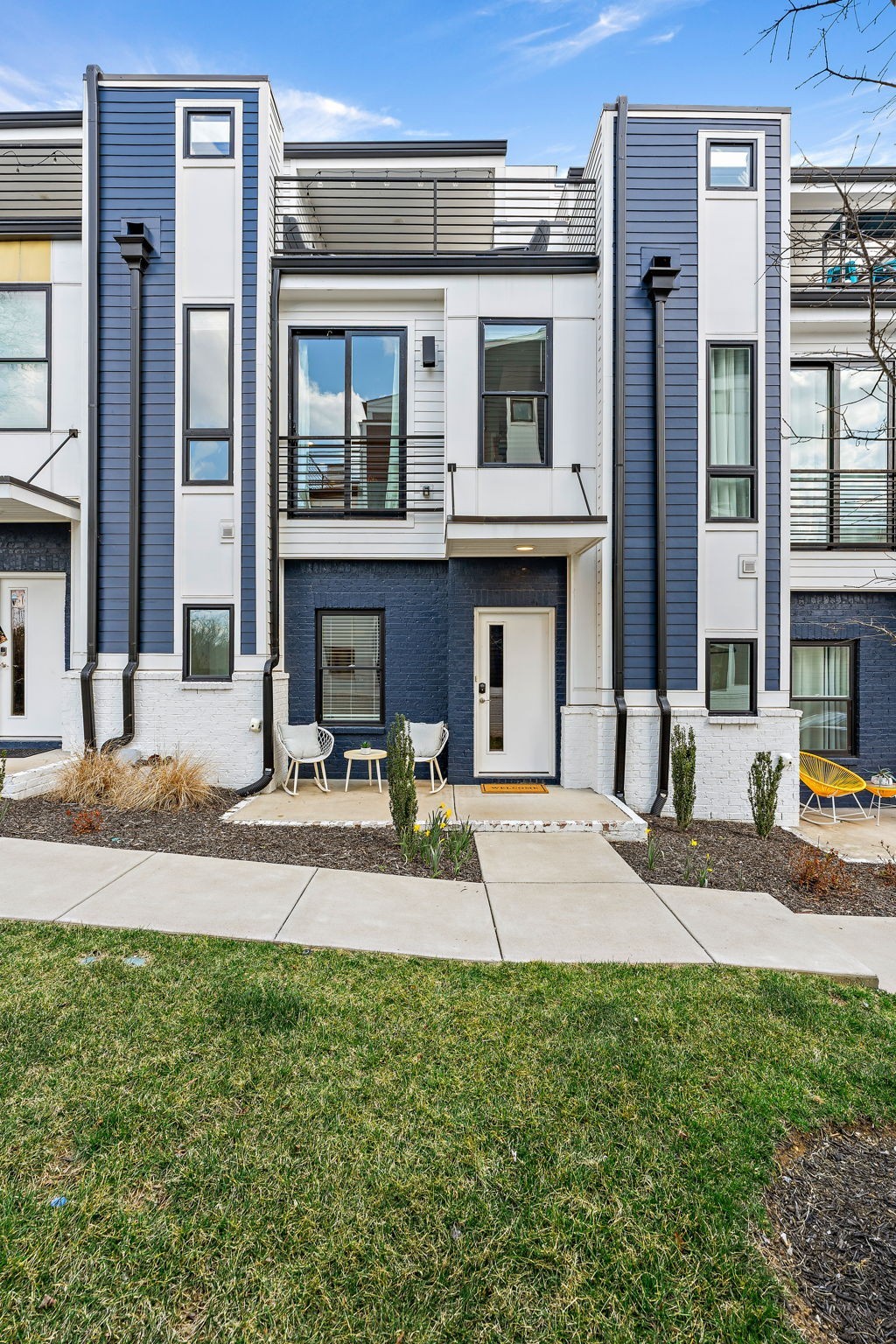 1308 Montgomery Ave Unit: 7