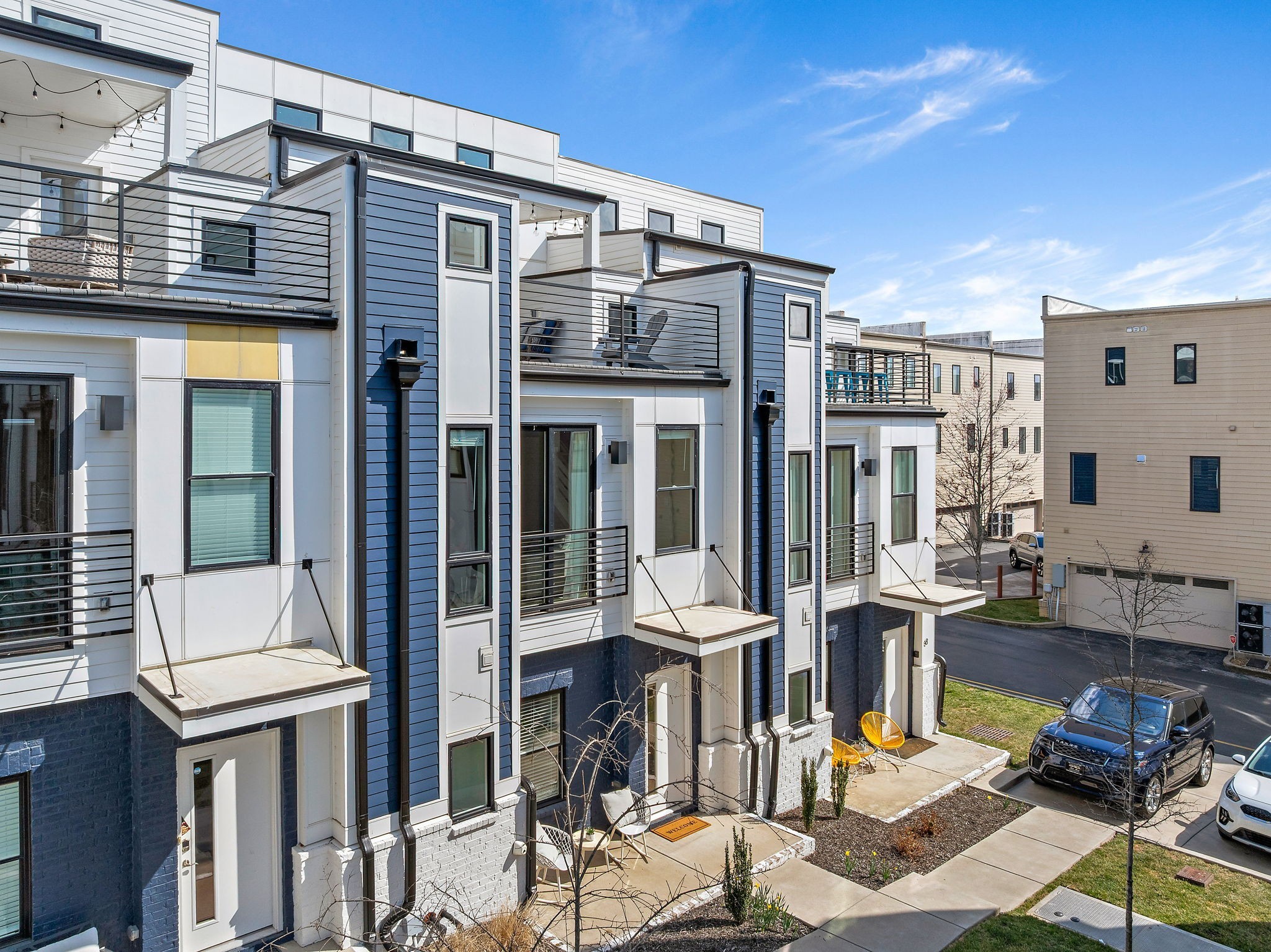 1308 Montgomery Ave Unit: 7