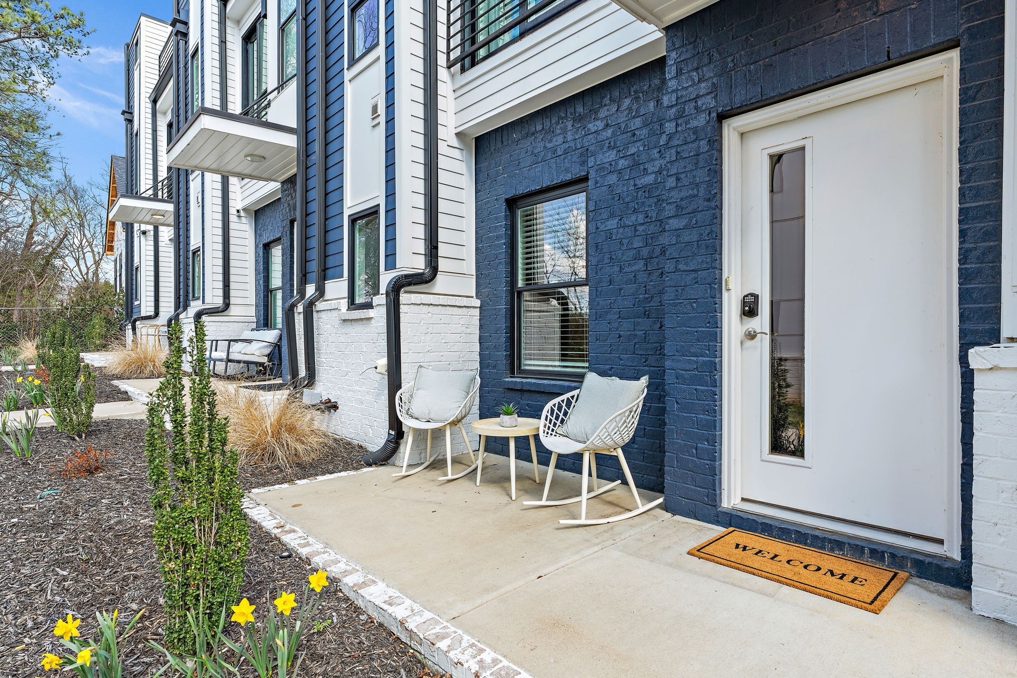 1308 Montgomery Ave Unit: 7