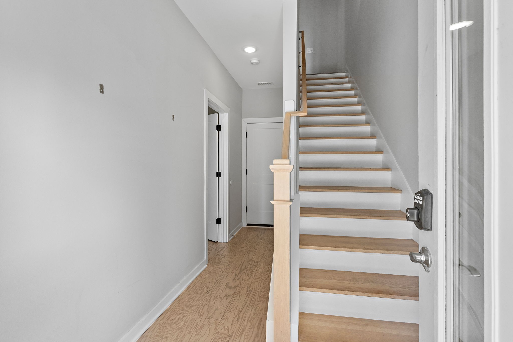 1308 Montgomery Ave Unit: 7