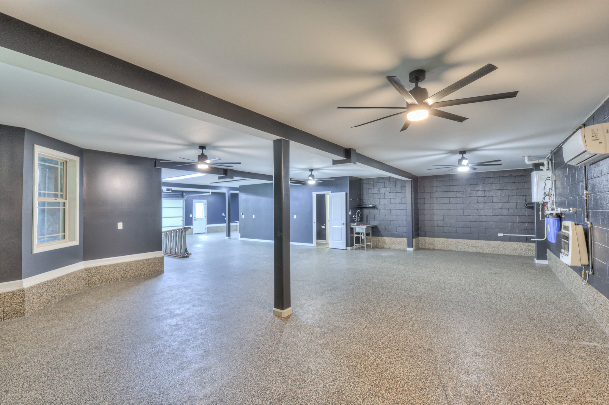 1201 Ben Hill Blvd
