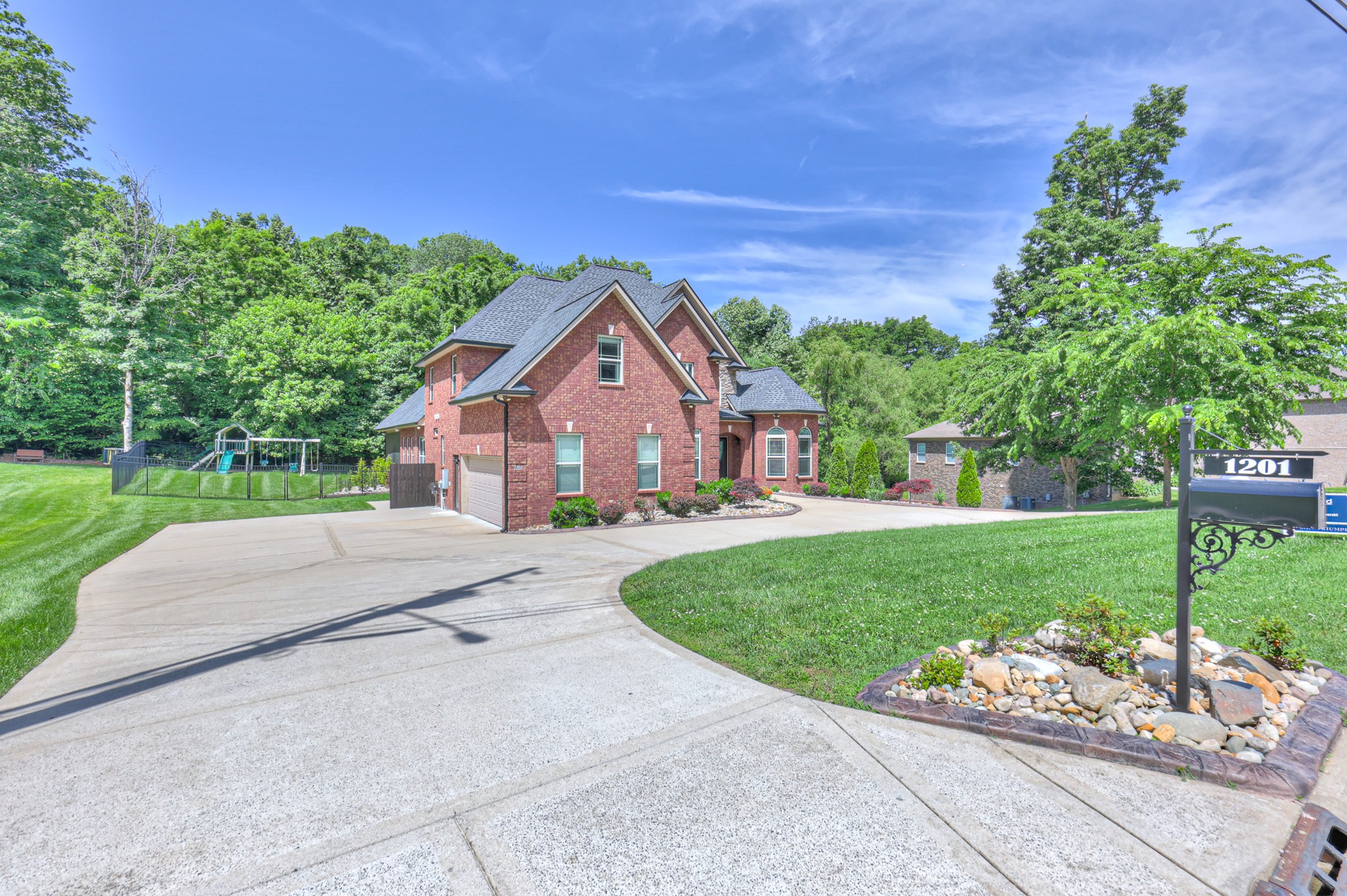 1201 Ben Hill Blvd