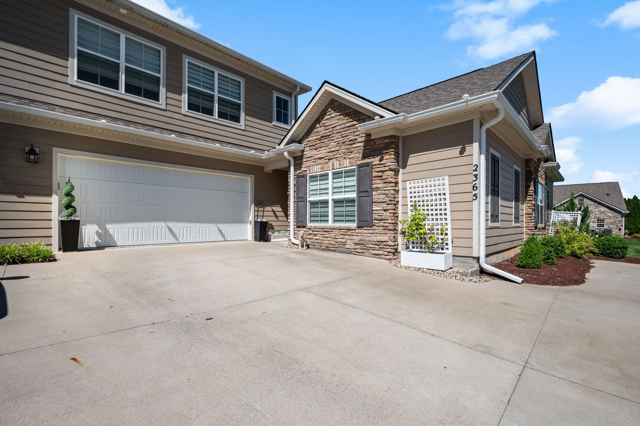 2365 Stonecenter Lane