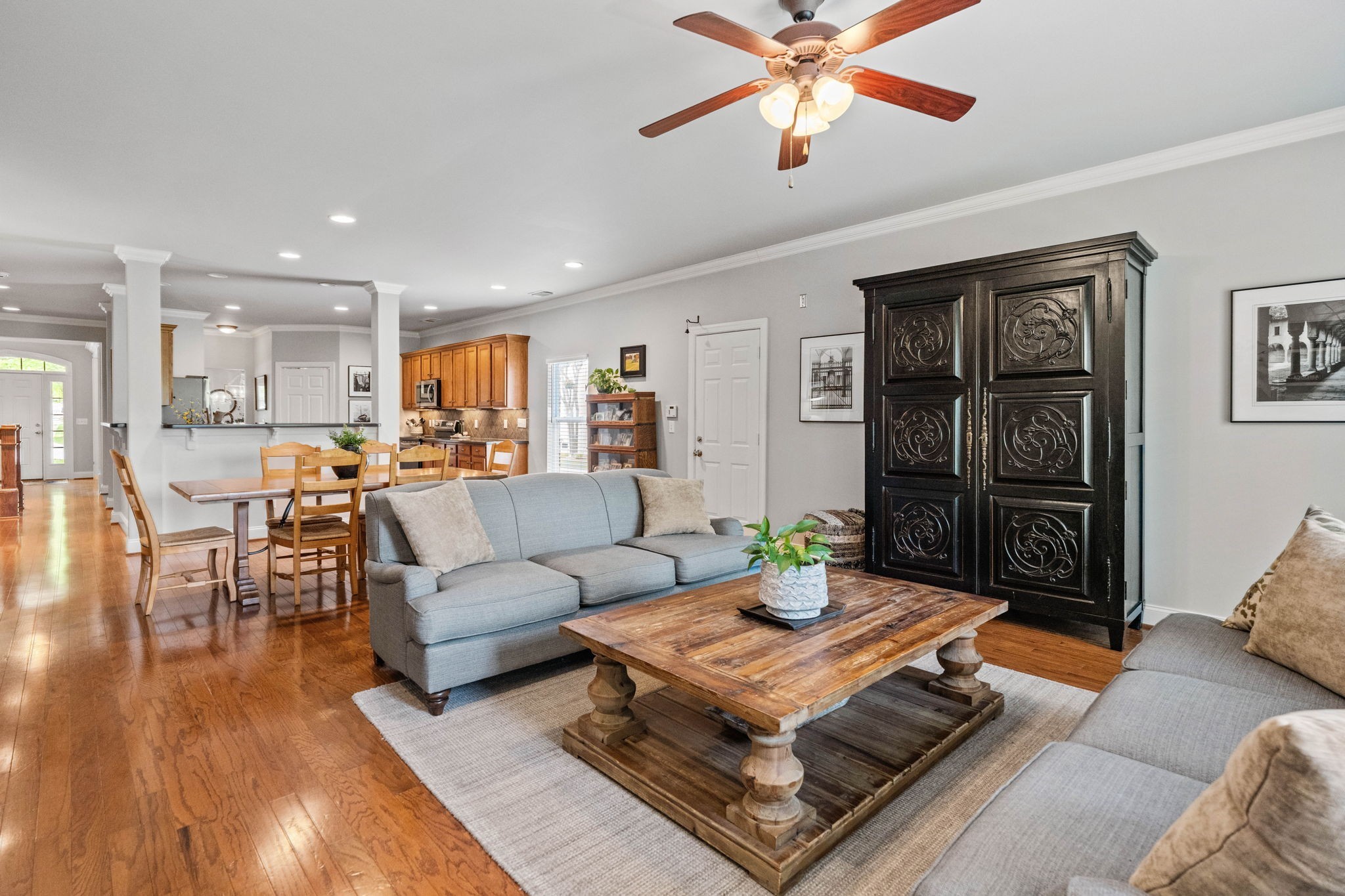 207 Schoolpath Ln
