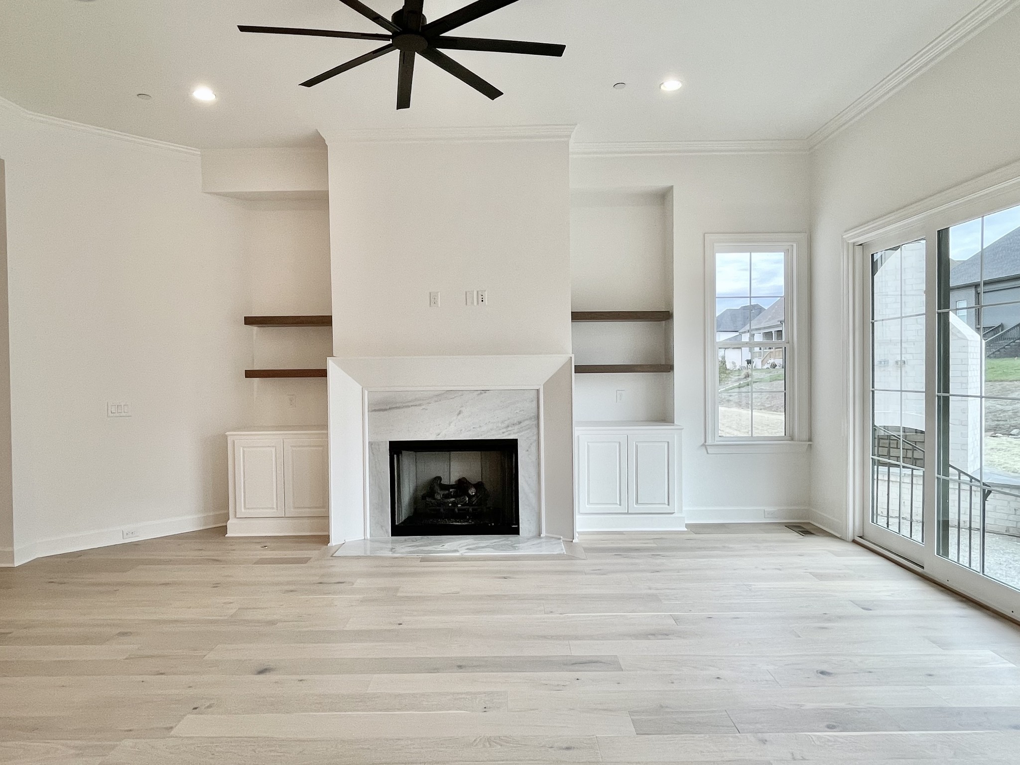 1013 Laguna Drive