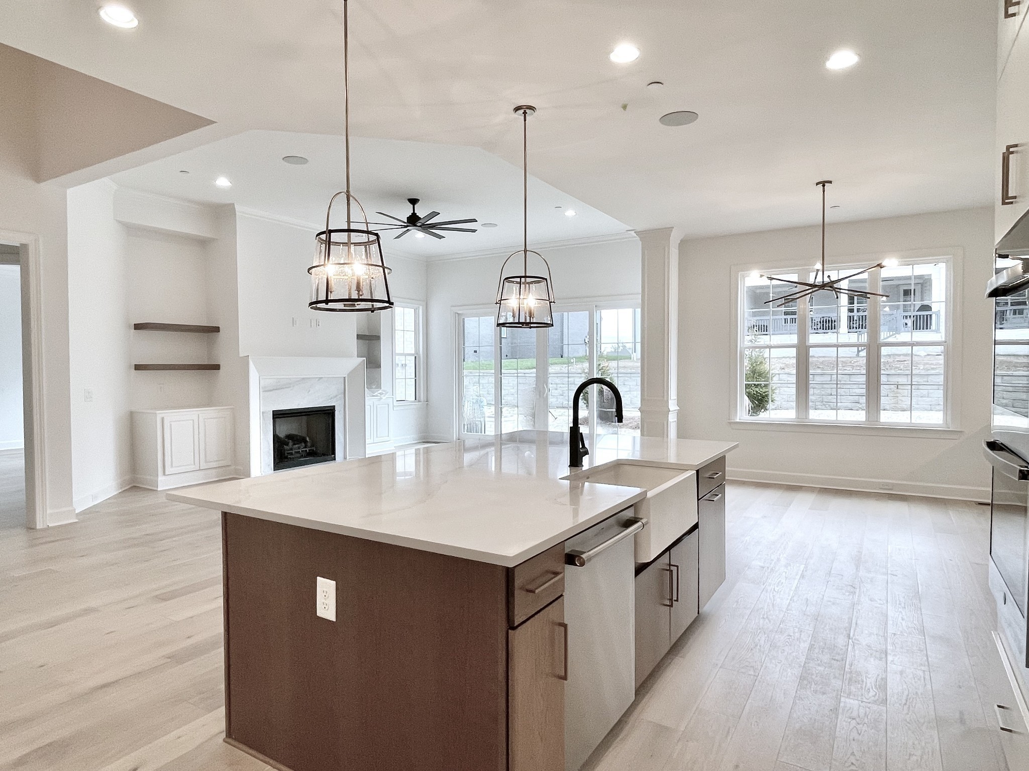 1013 Laguna Drive