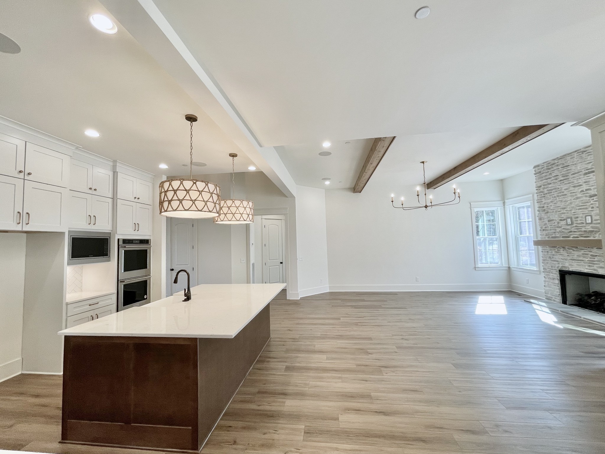 1013 Laguna Drive