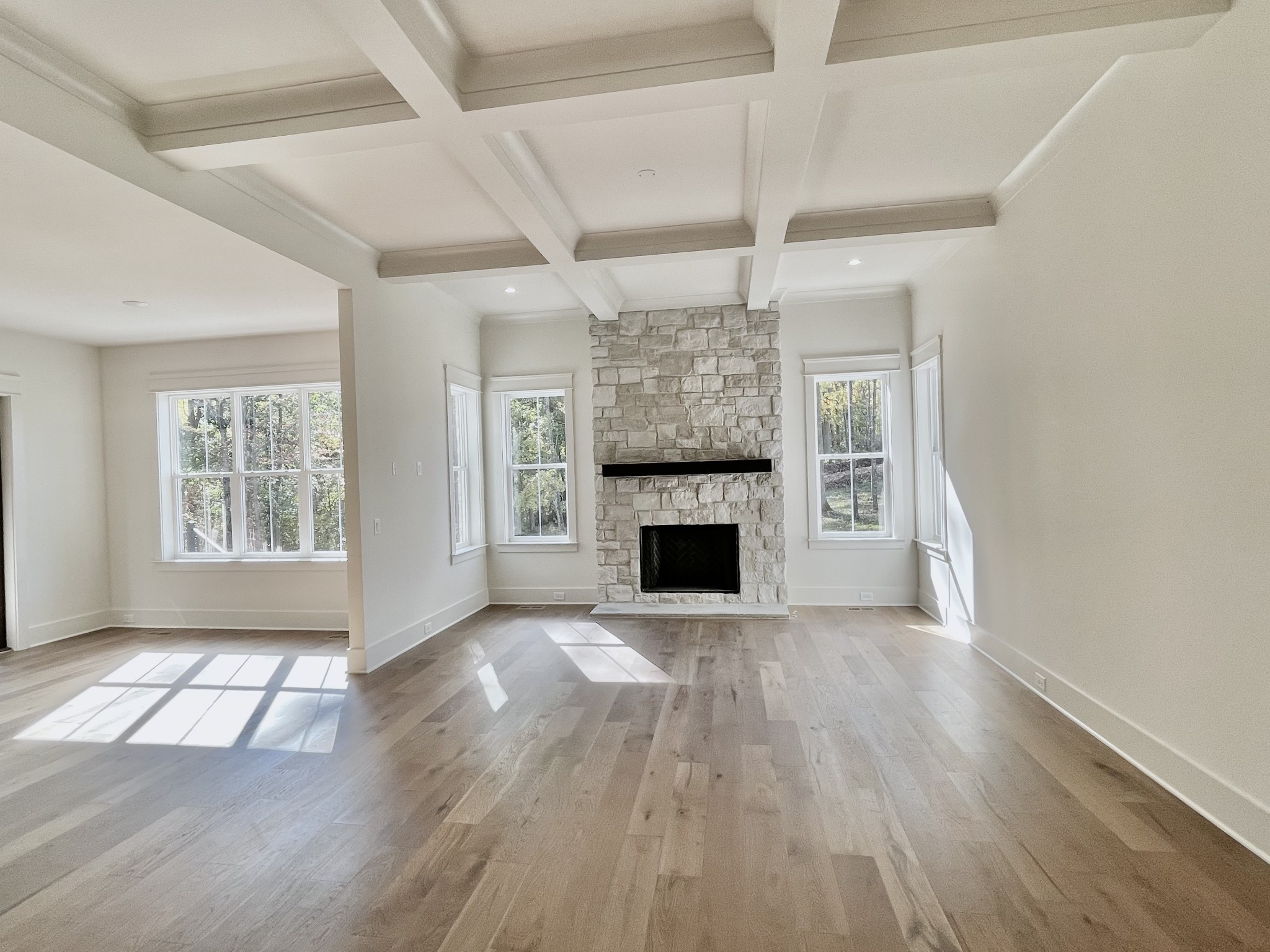 1013 Laguna Drive