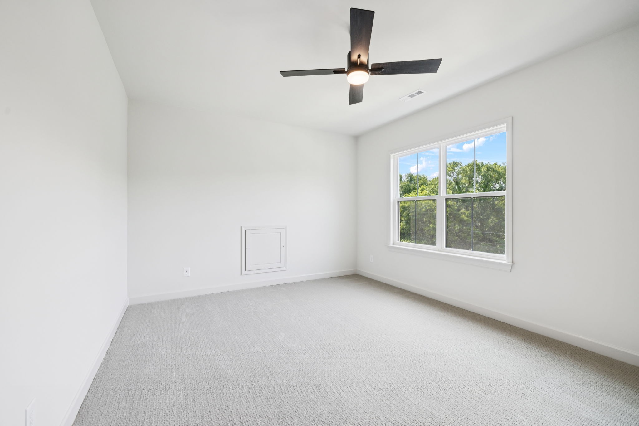 1001 Laguna Drive