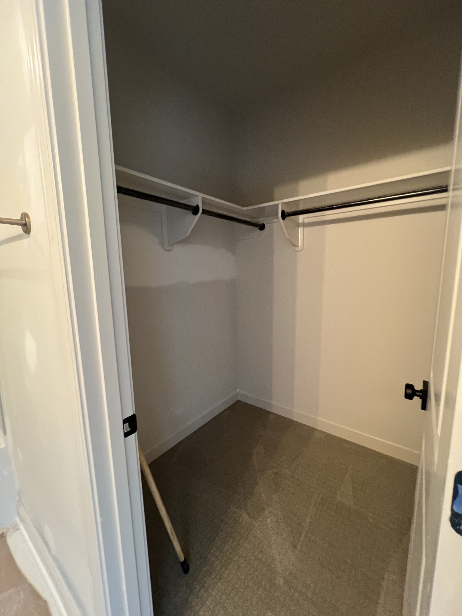 1900 Palisades Dr