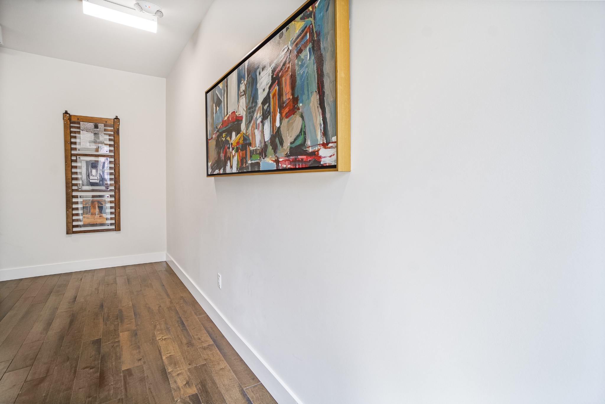 612 21st Ave N Unit: 211