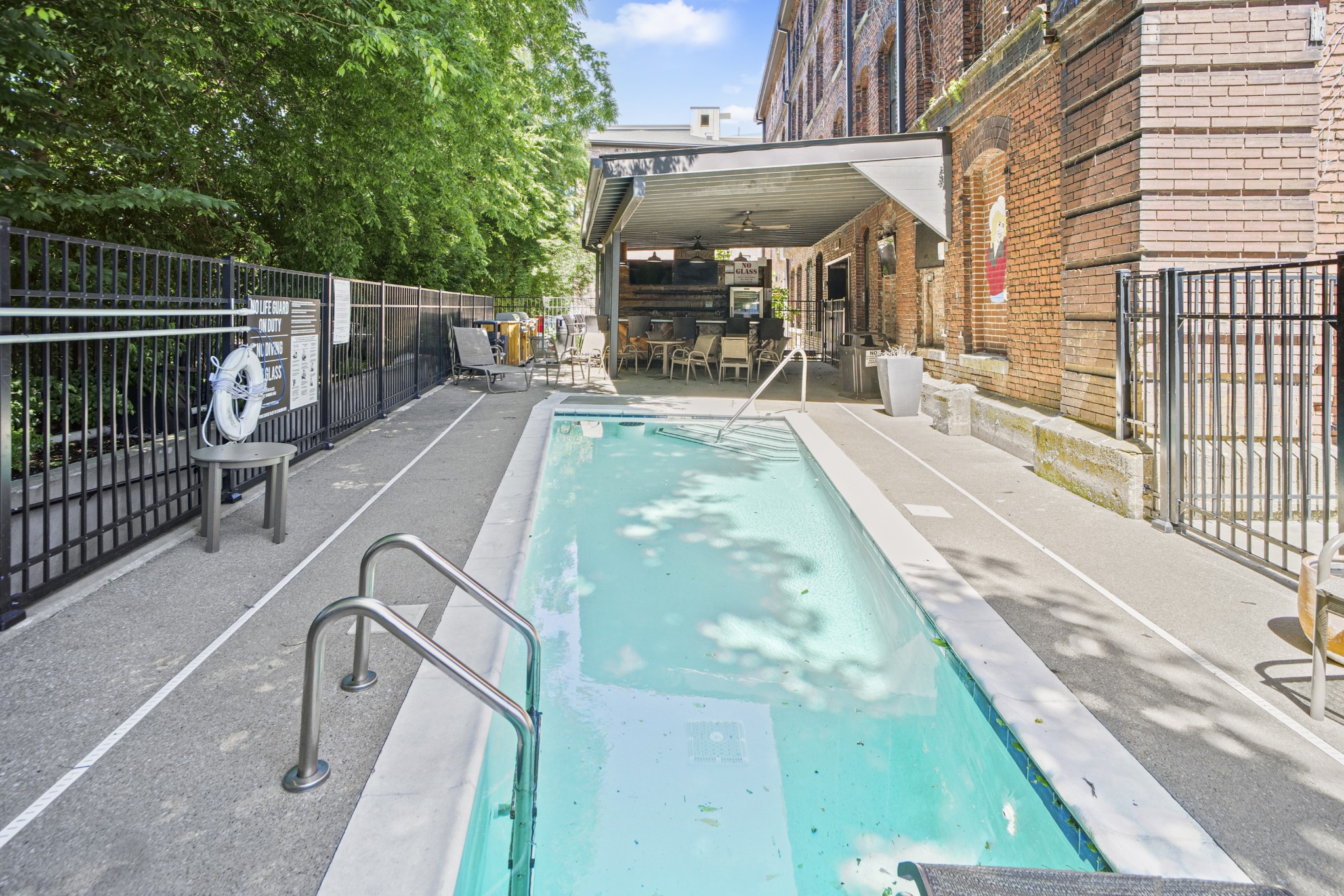 612 21st Ave N Unit: 211