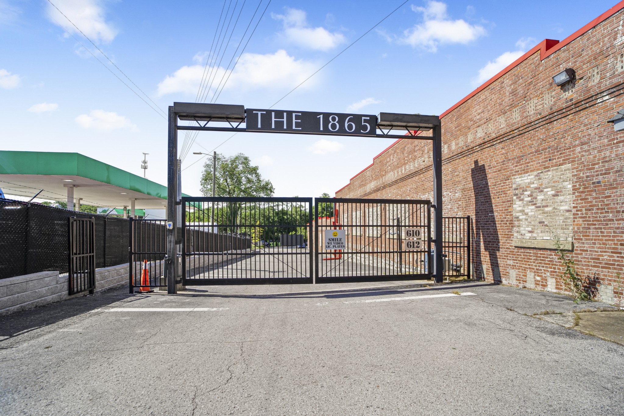 612 21st Ave N Unit: 211
