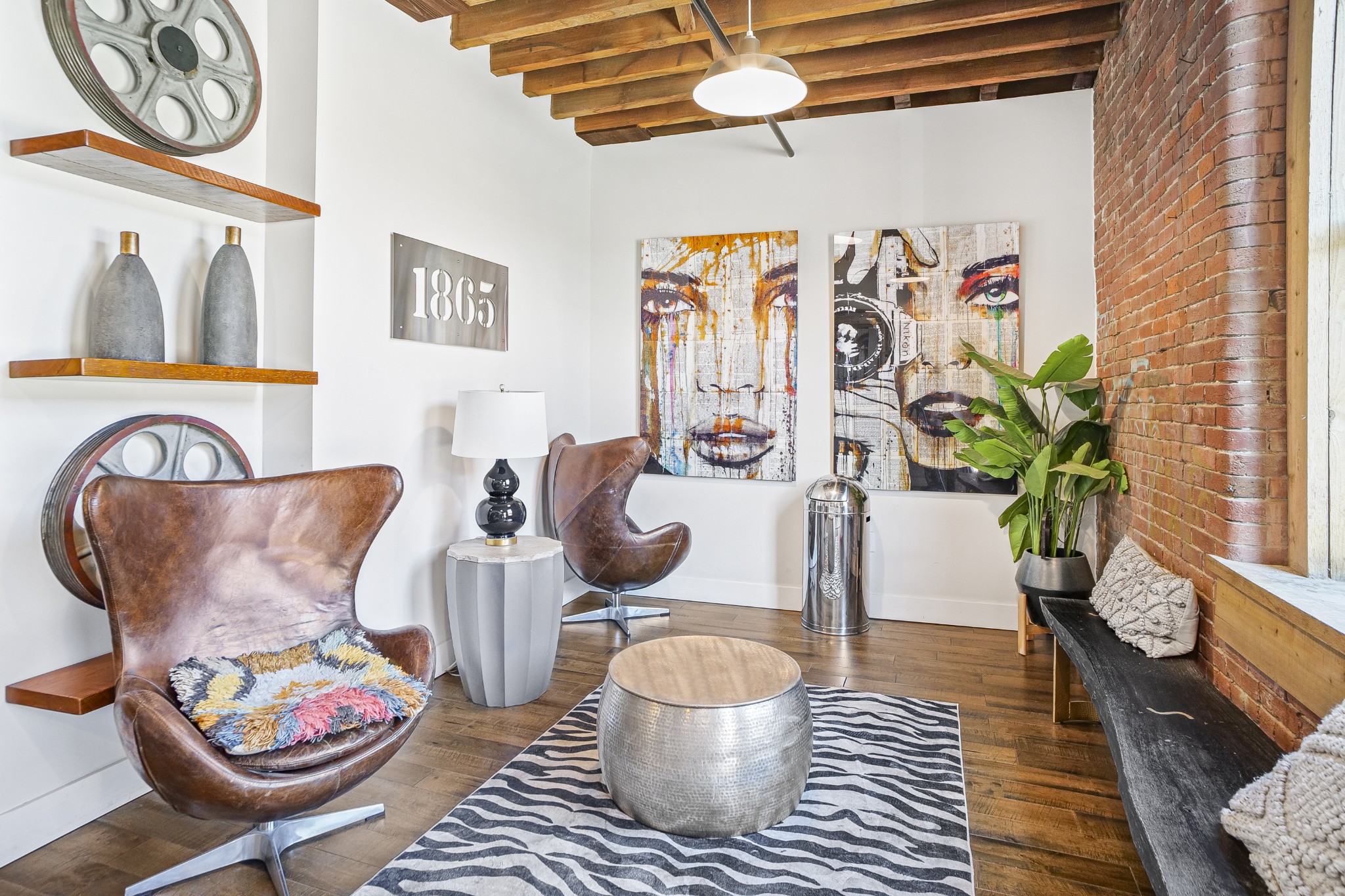 612 21st Ave N Unit: 211