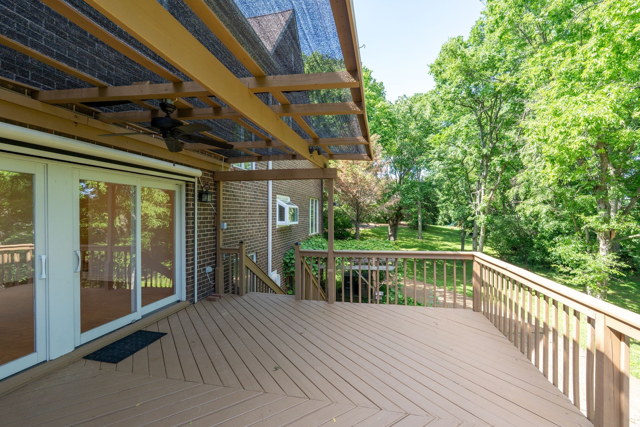 3512 Stokesmont Rd