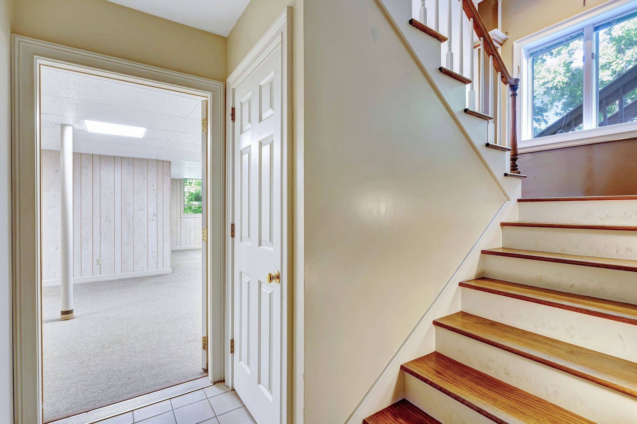 3512 Stokesmont Rd
